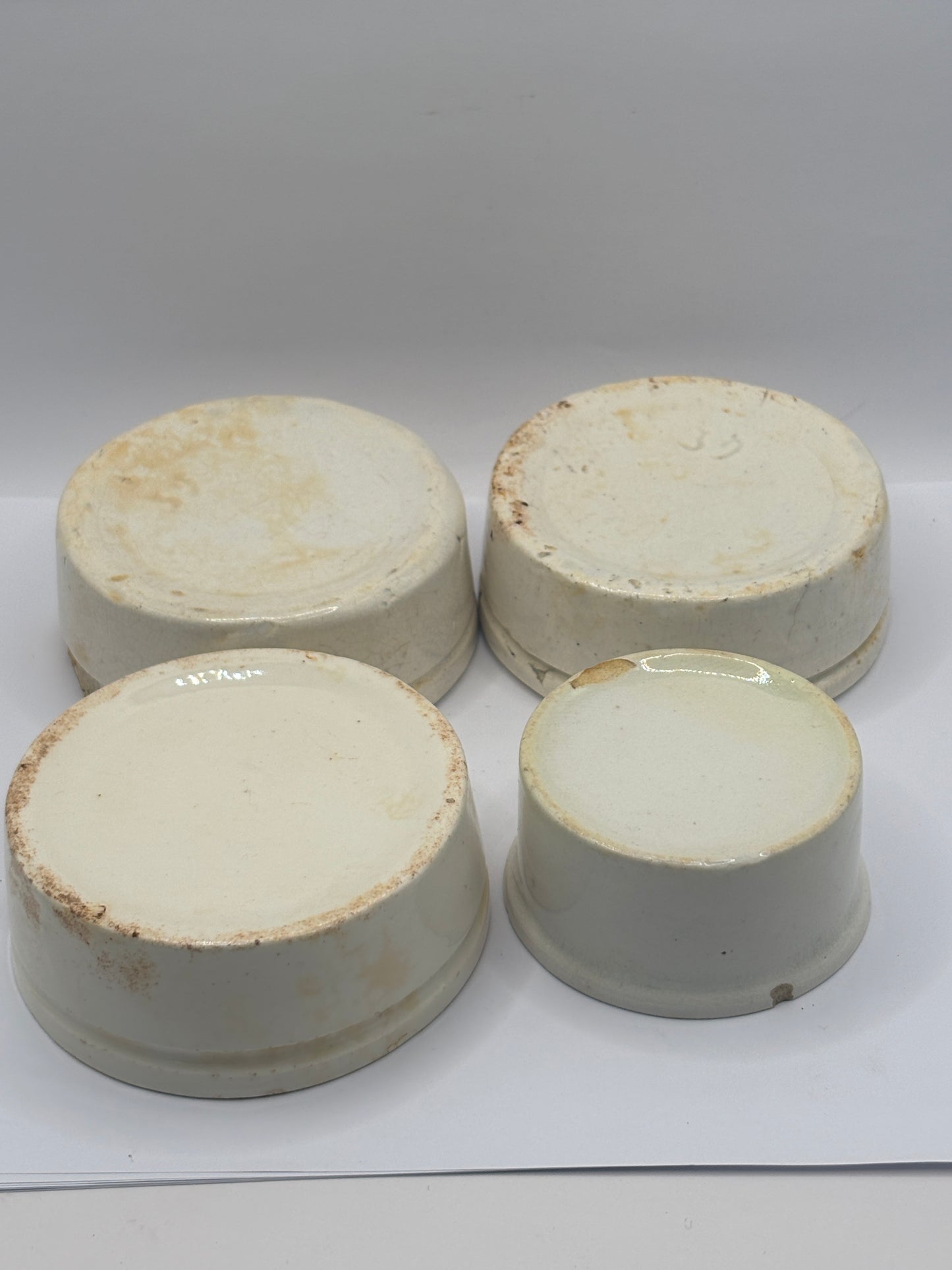 4 Old plain stoneware meat paste pot, potted meat (D) Damaged