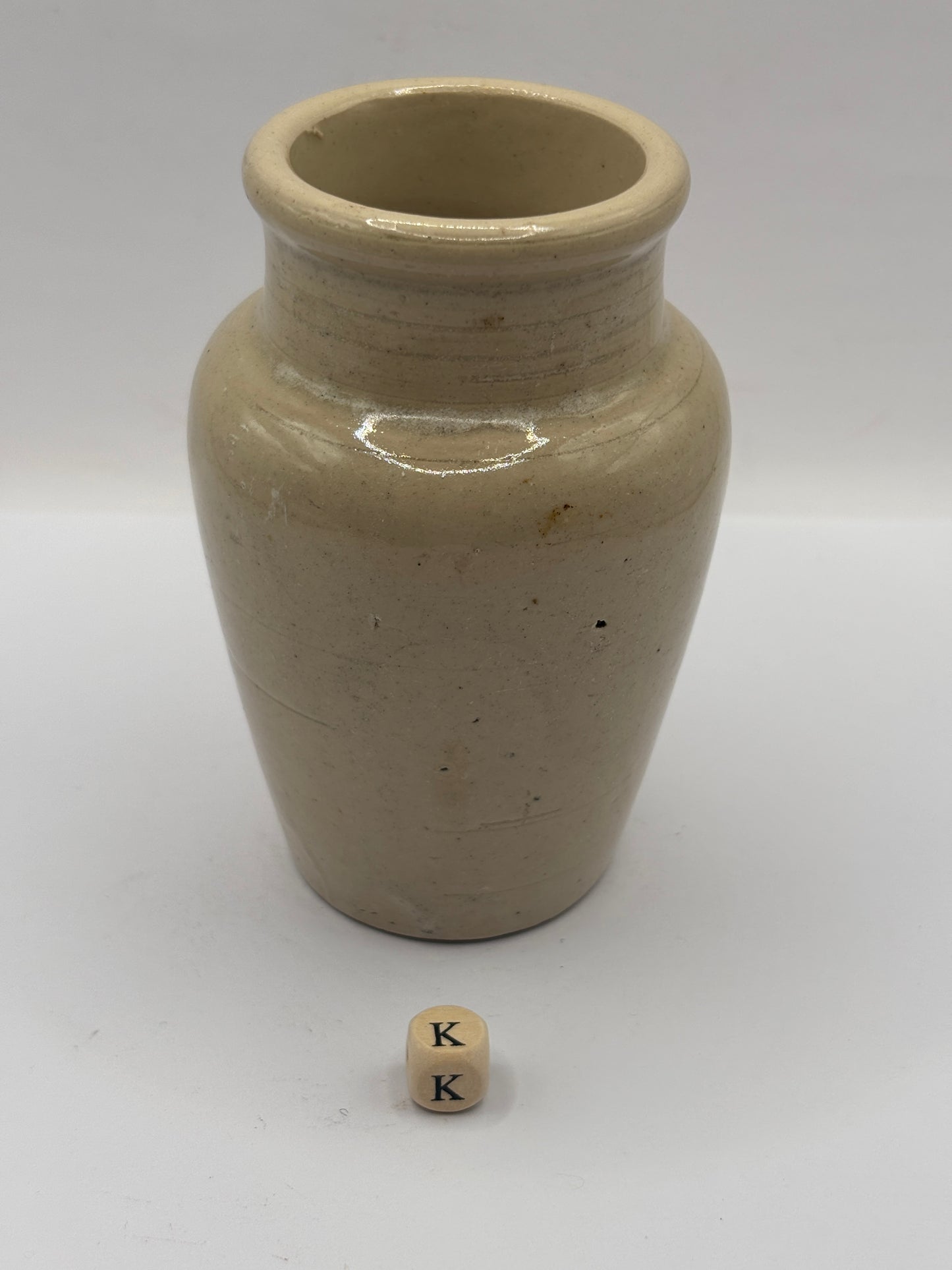 Old advertising cream pot, Carricks Cumberland dairy. Pure thick cream (k)
