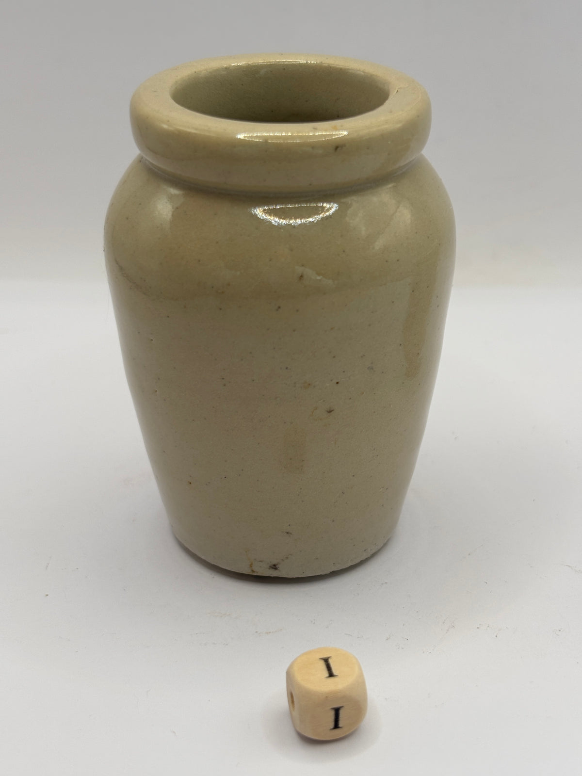 Old advertising cream pot, Hammersleys creamery (i)
