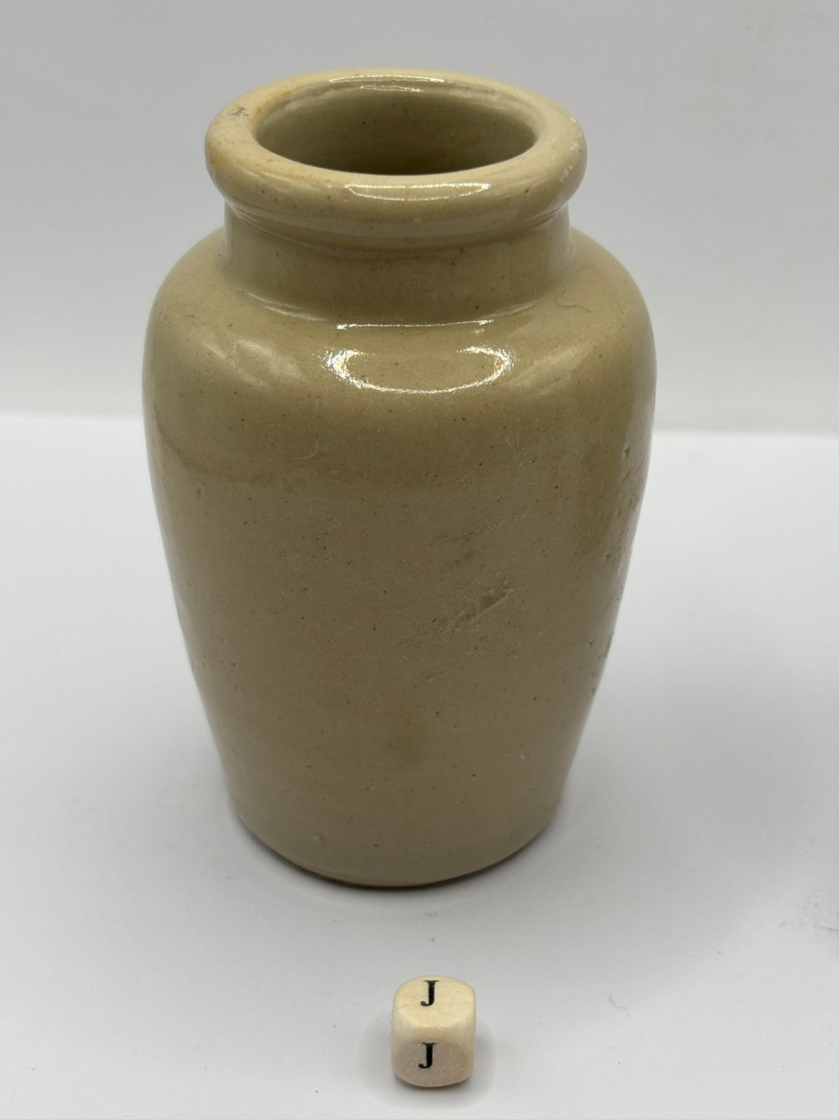 Old advertising cream pot, Richardsons thick cream Sheffield. Double sided (J)