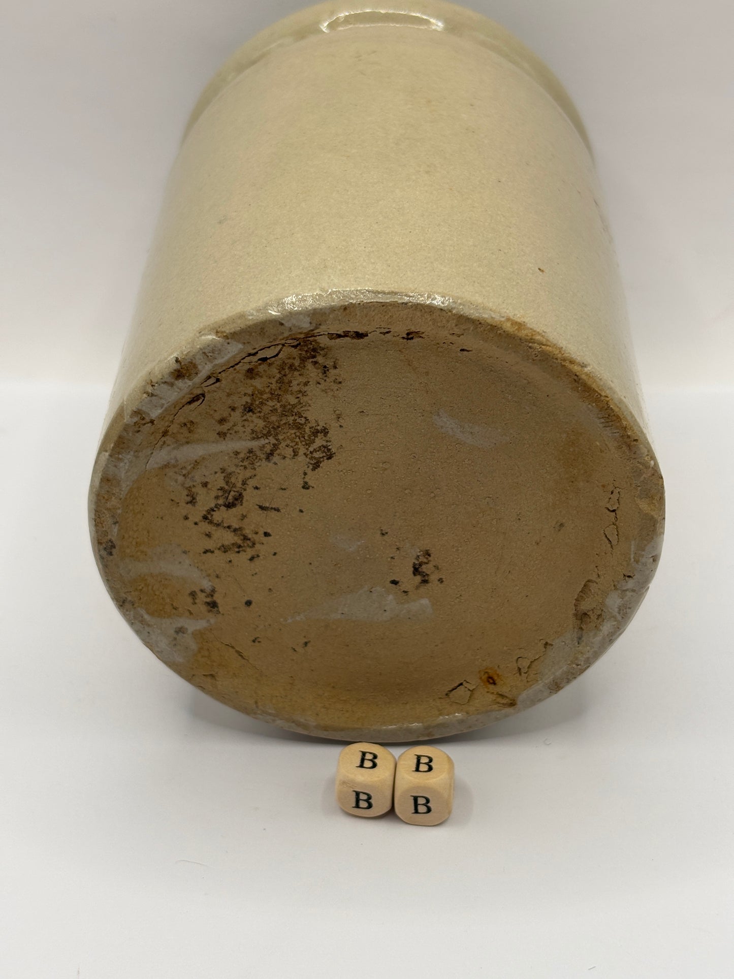 Old 2lb rolled top stoneware jam pot (BB)