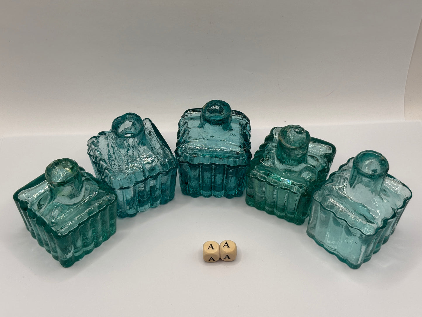 5 old glass ribbed inks, inkwells, ink bottles (AA)