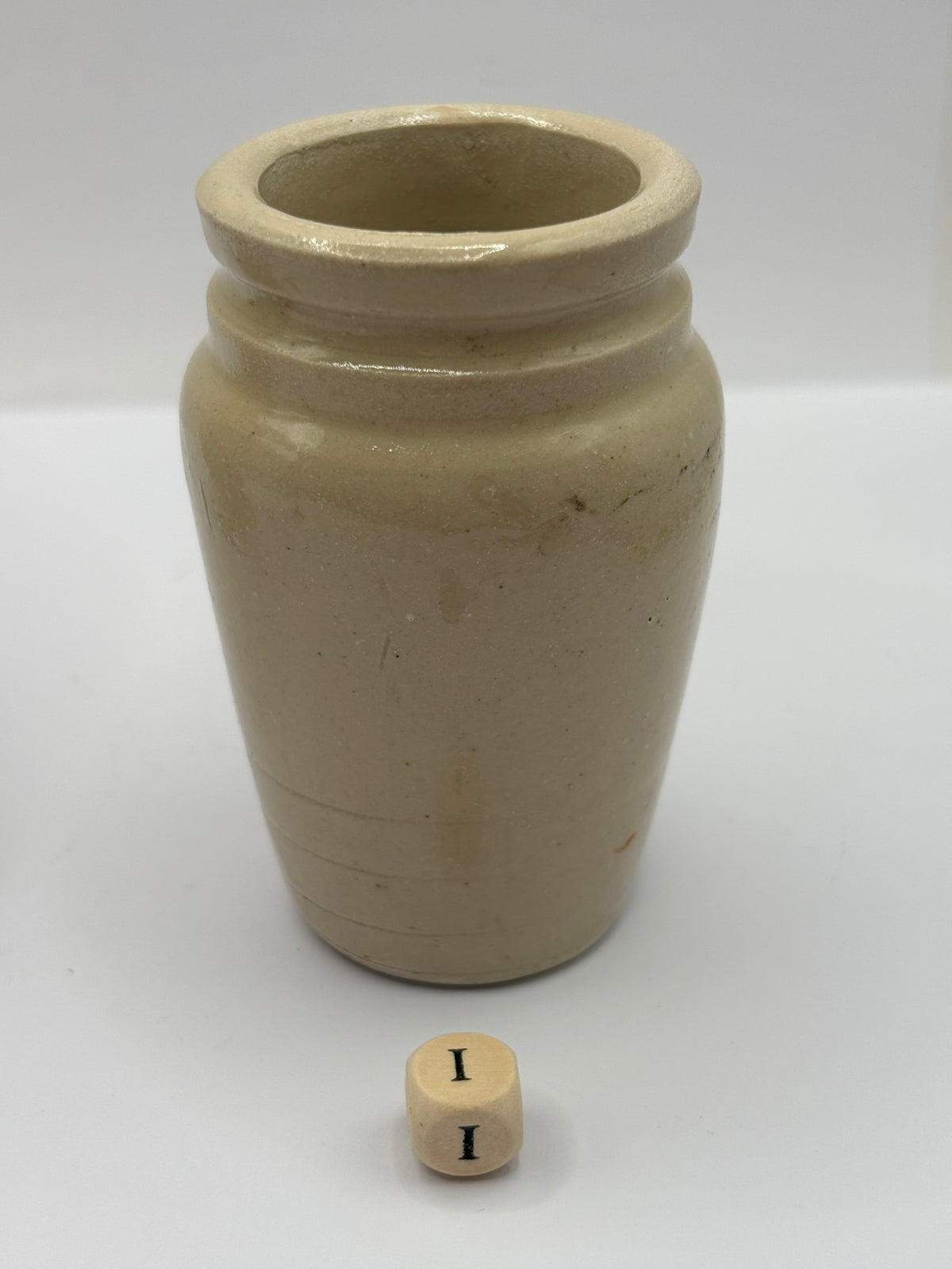 Old advertising stoneware Virol pot (i)