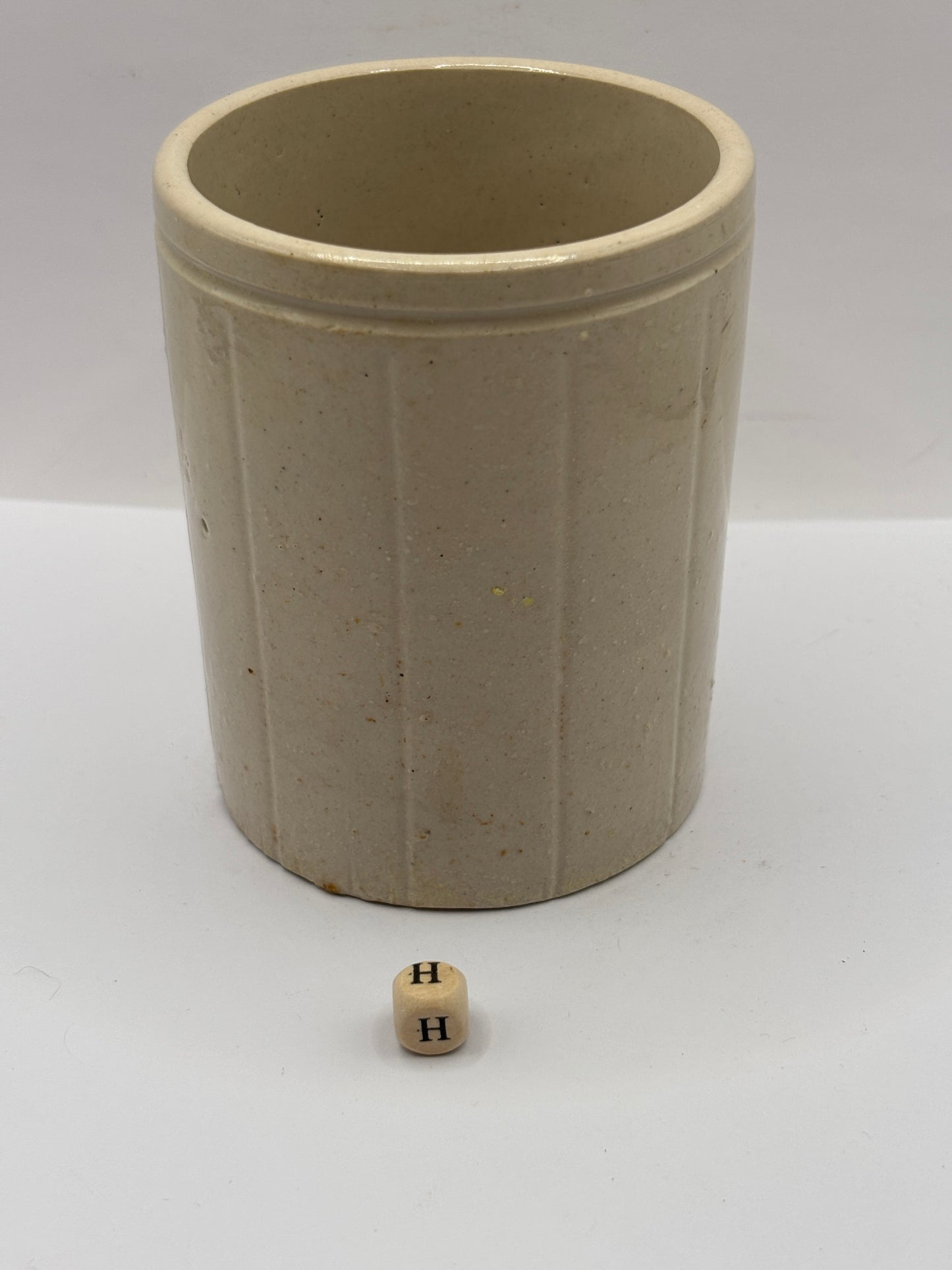 Old 1lb ribbed stoneware jam pot (H) Hartley’s
