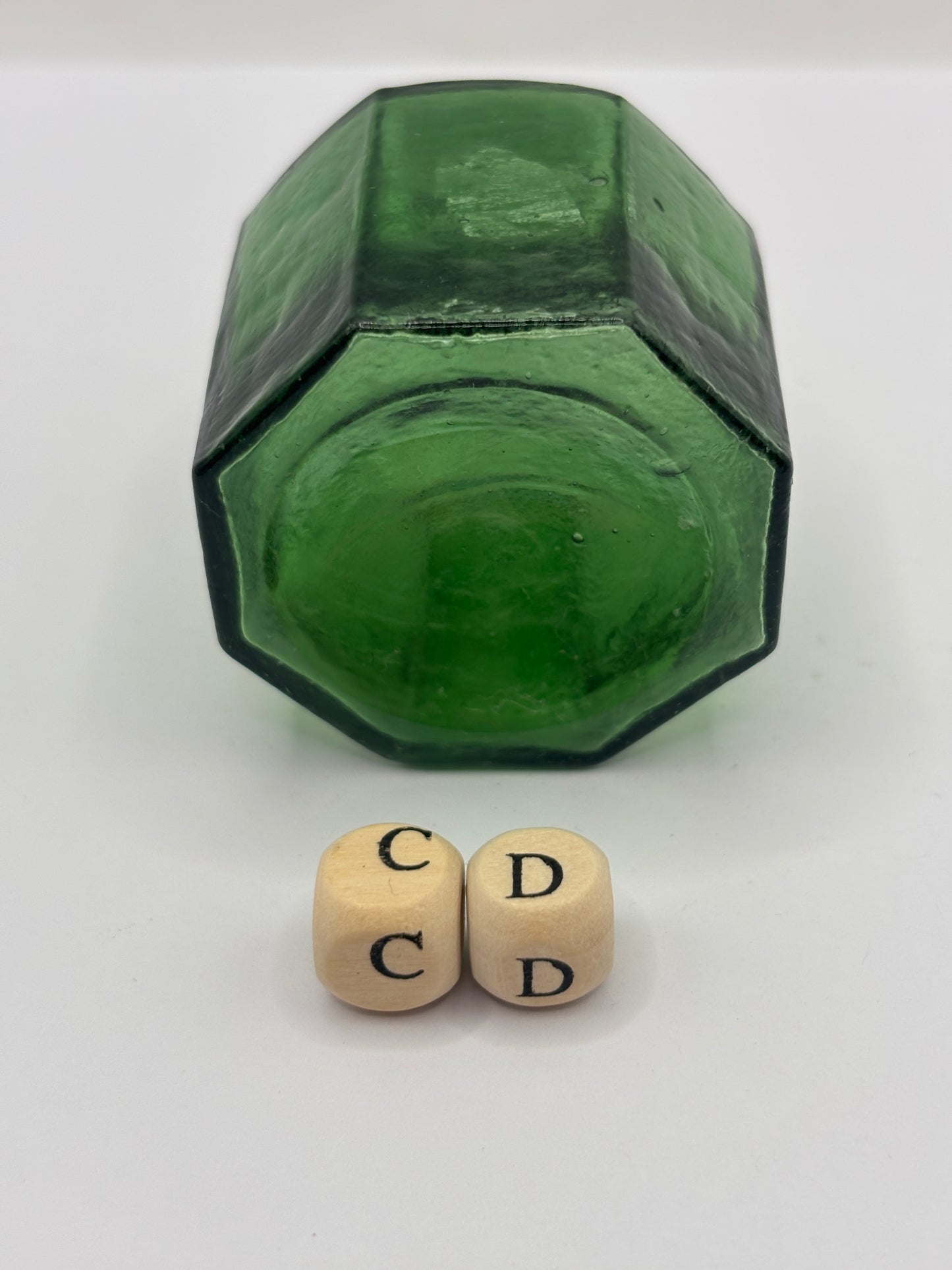 Old green glass ink bottle, inkwell, penny ink (CD)