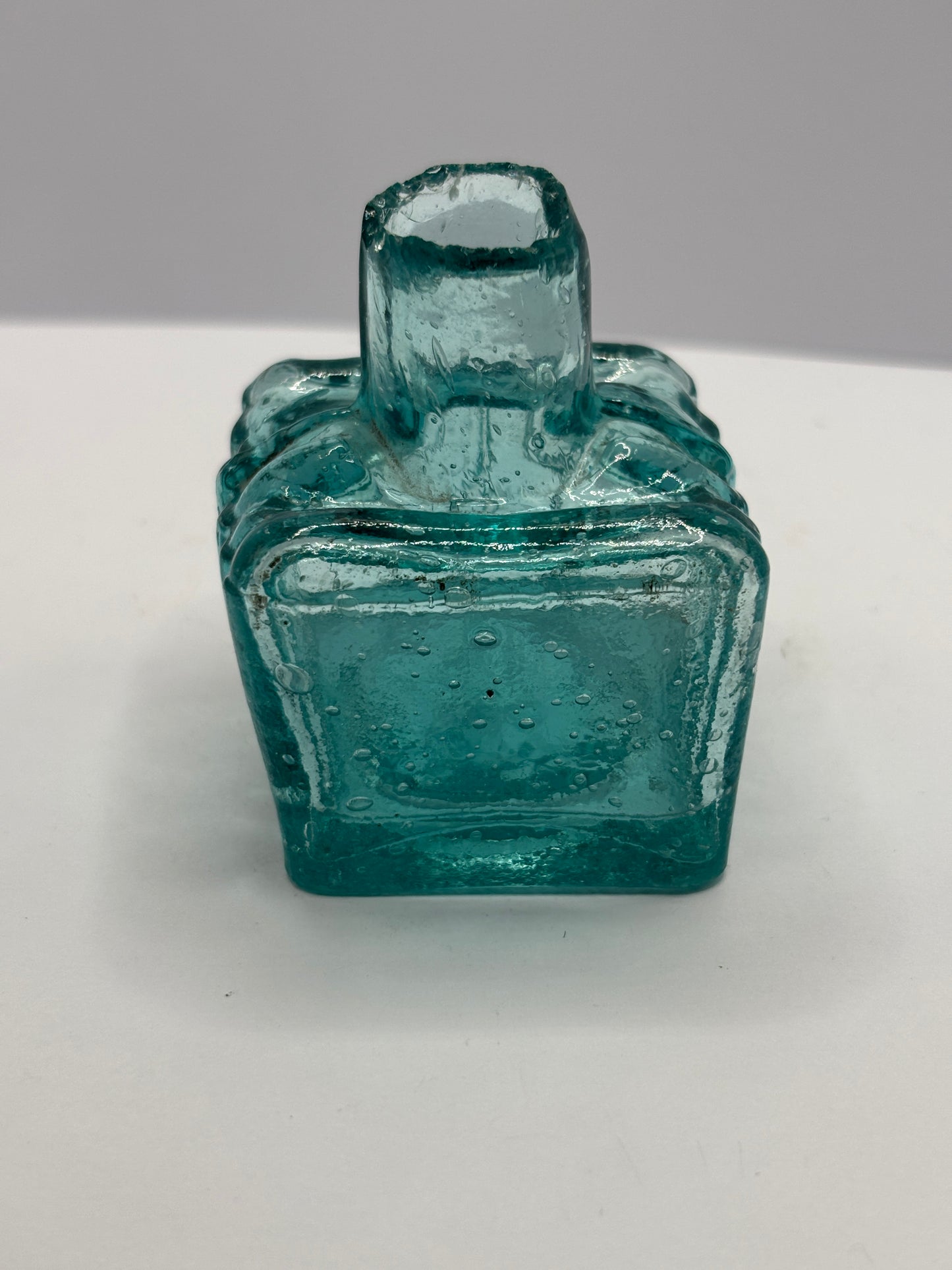 Old Lyons ink, aqua glass ribbed penny ink, inkwell