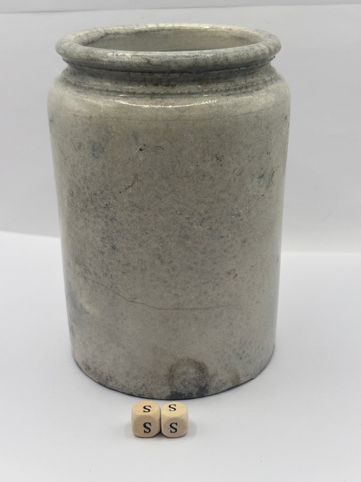 Old 2lb rolled top stoneware jam pot (ss)