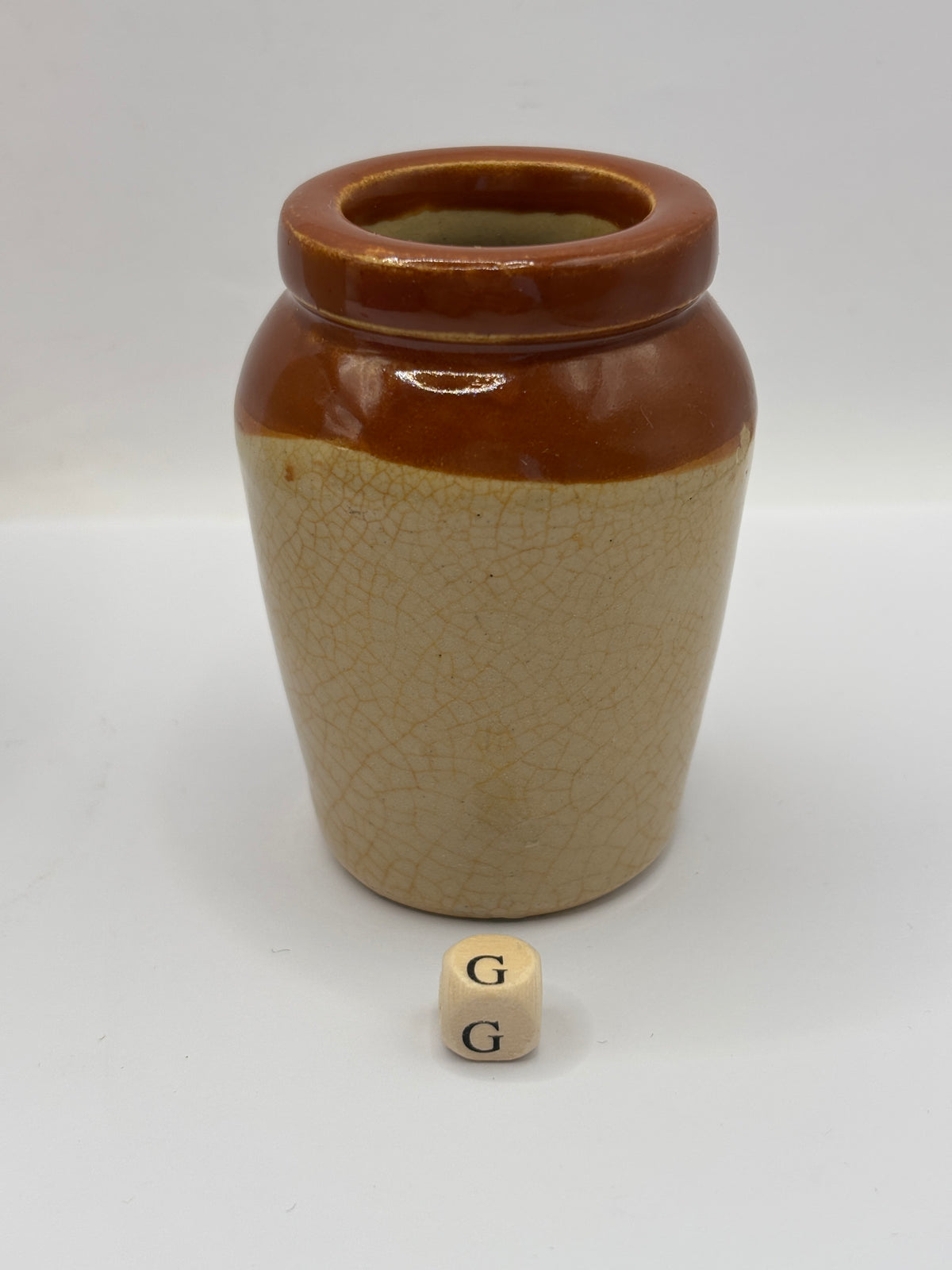Old advertising cream pot, Hailwoods rich cream (G)