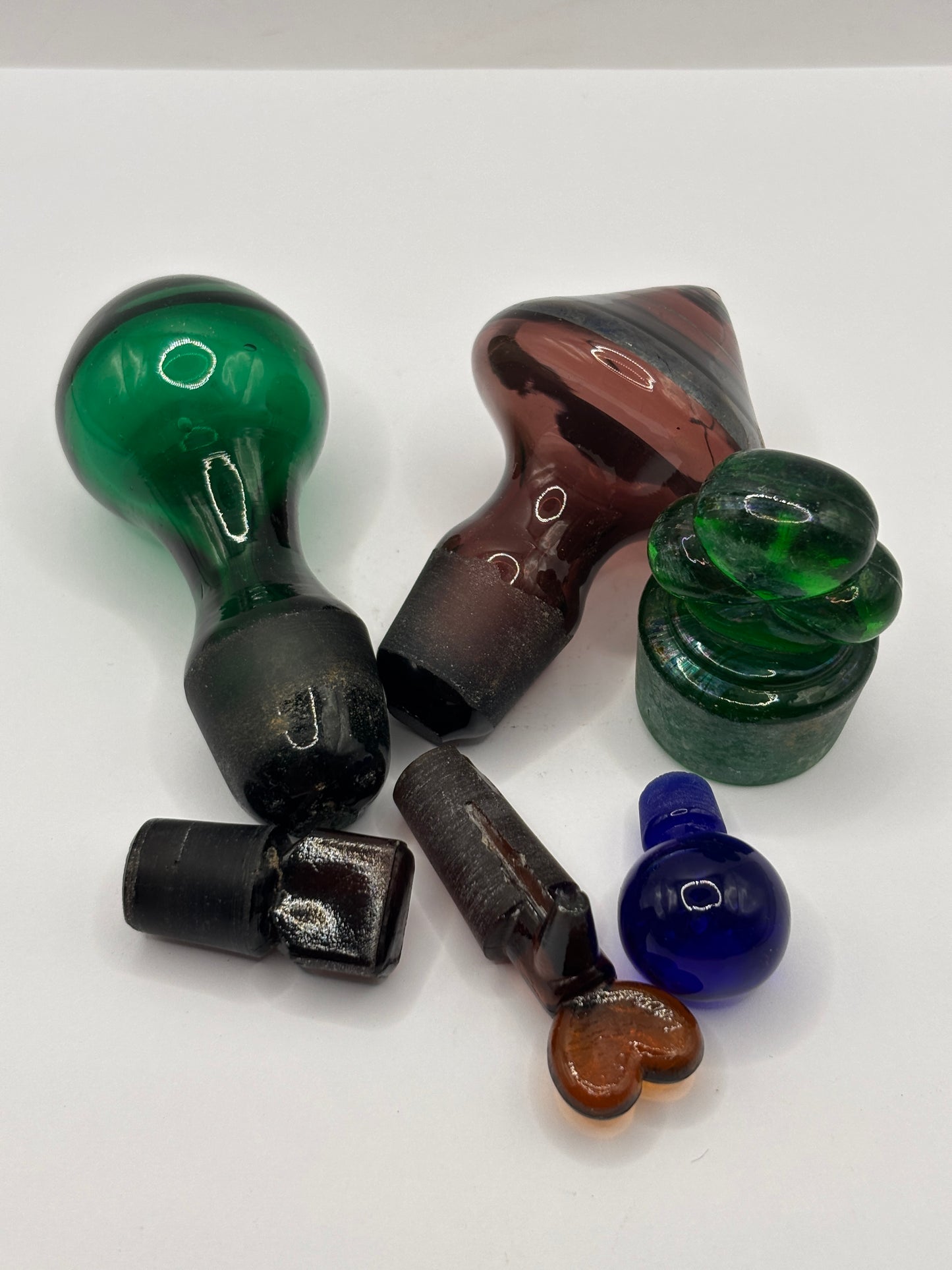 6 old glass stoppers