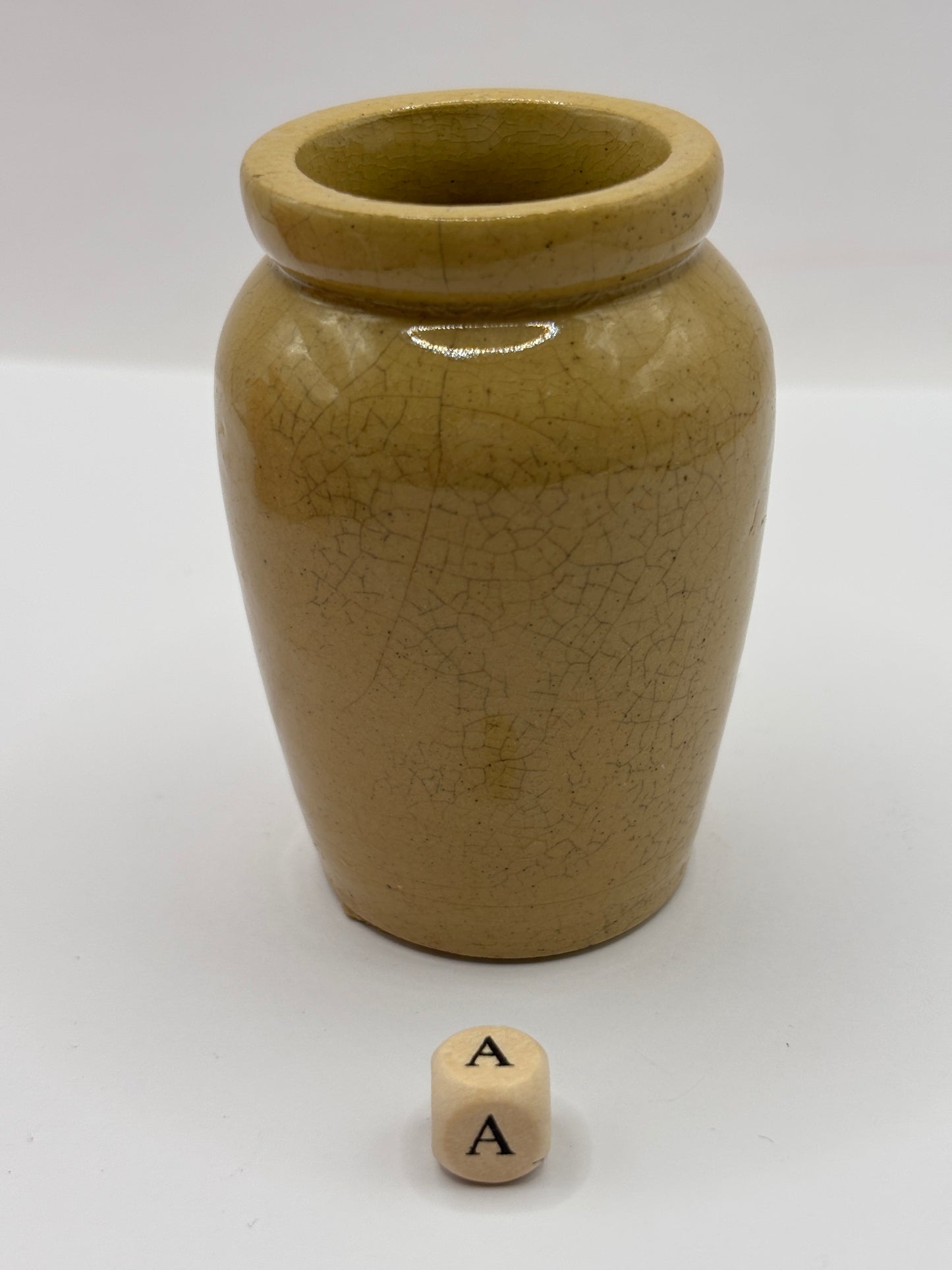 Old advertising cream pot, Manchester creamery Hailwoods cream (a) hairlined