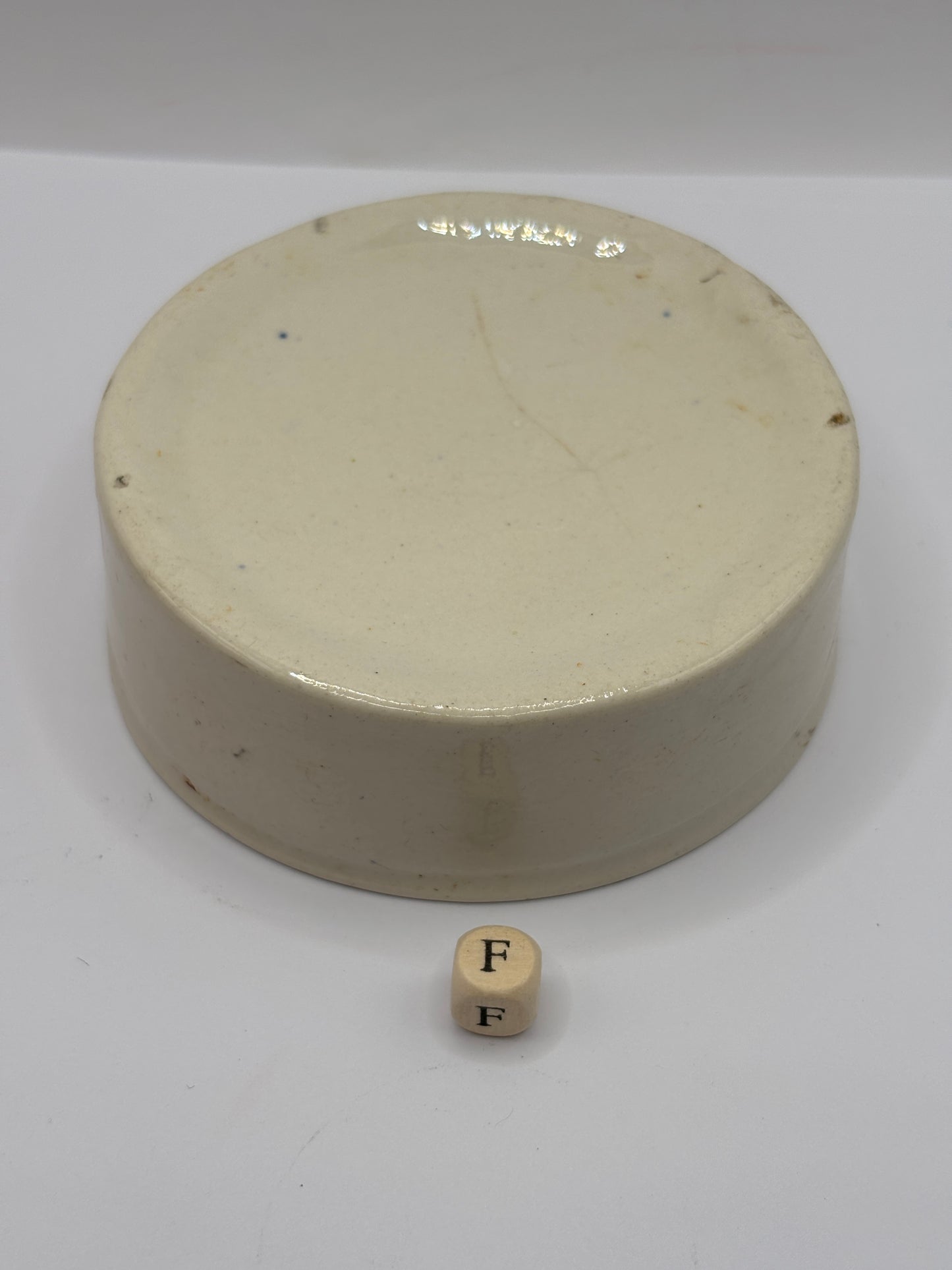 Old plain stoneware meat paste pot (f)