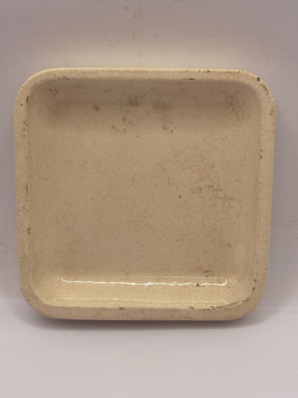 Old advertising lid. White rose paste
