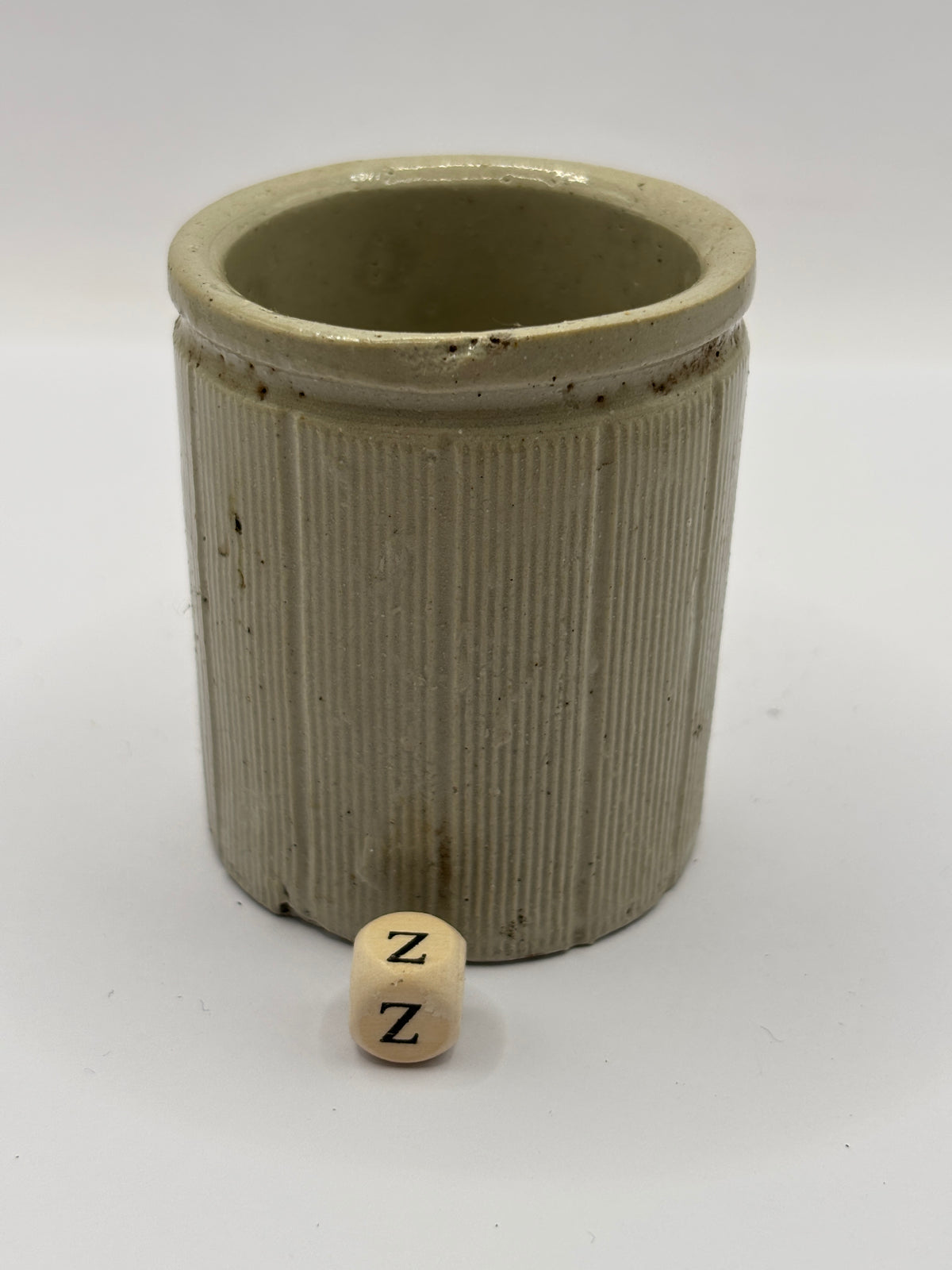 Old mini ribbed stoneware jam pot (z)