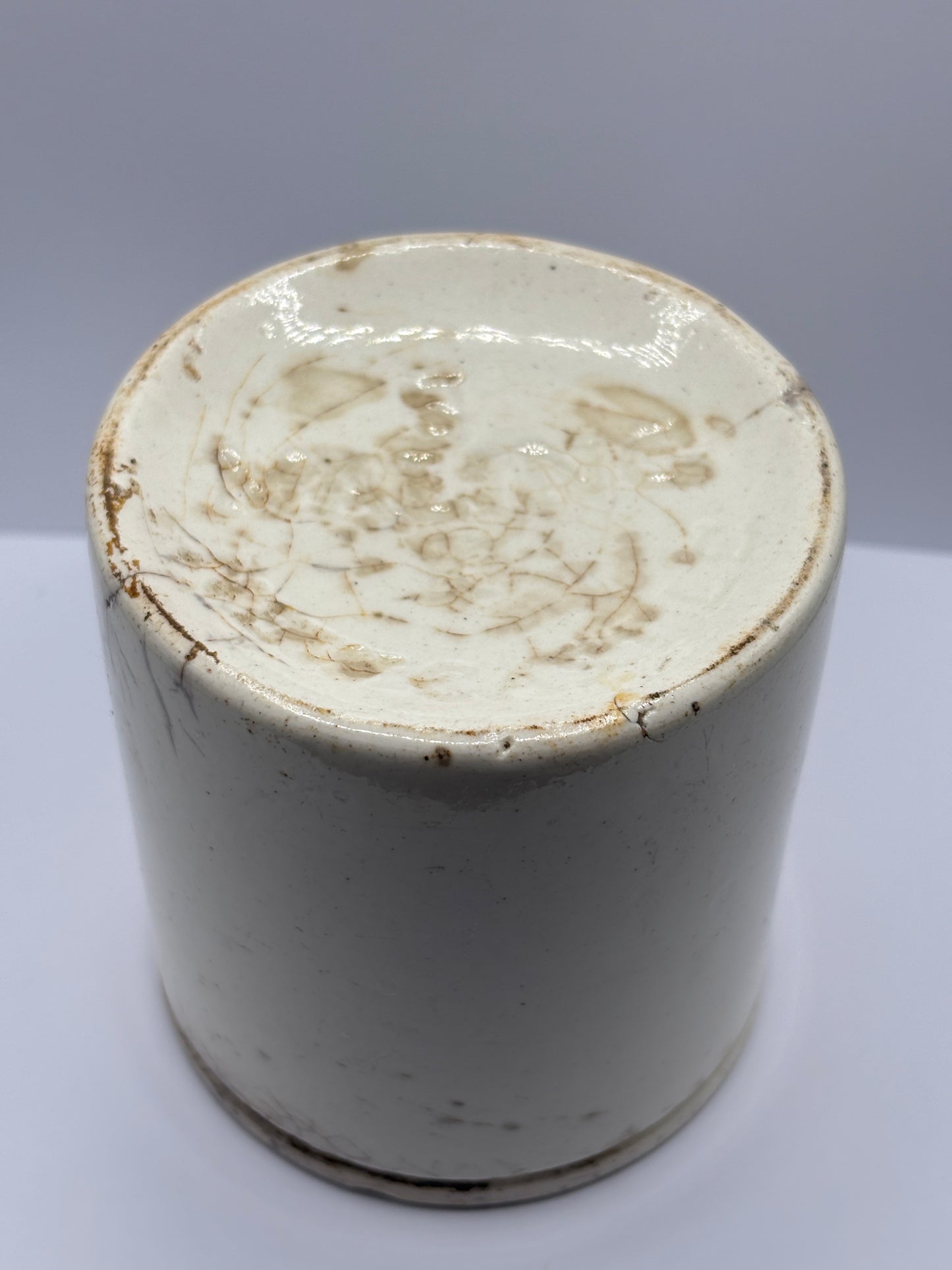 Old 1lb James Keiller Dundee marmalade jar. Damaged