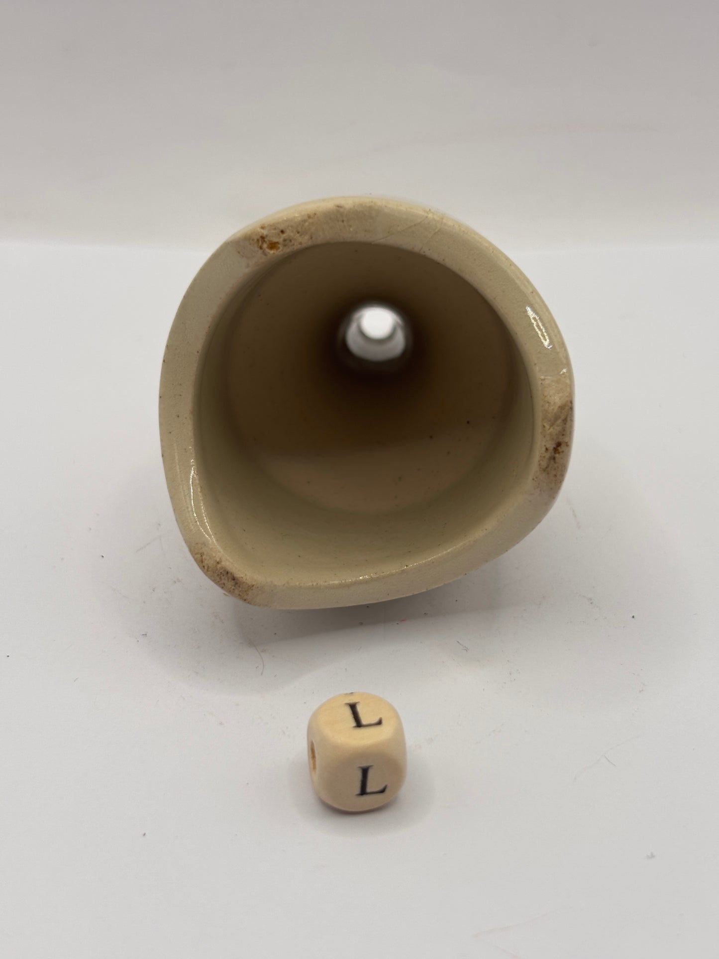 Vintage stoneware pie funnel (L)