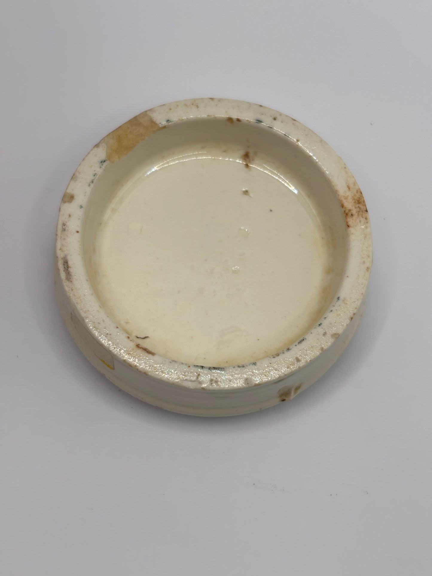 Old advertising lid, Woods areca nut tooth paste