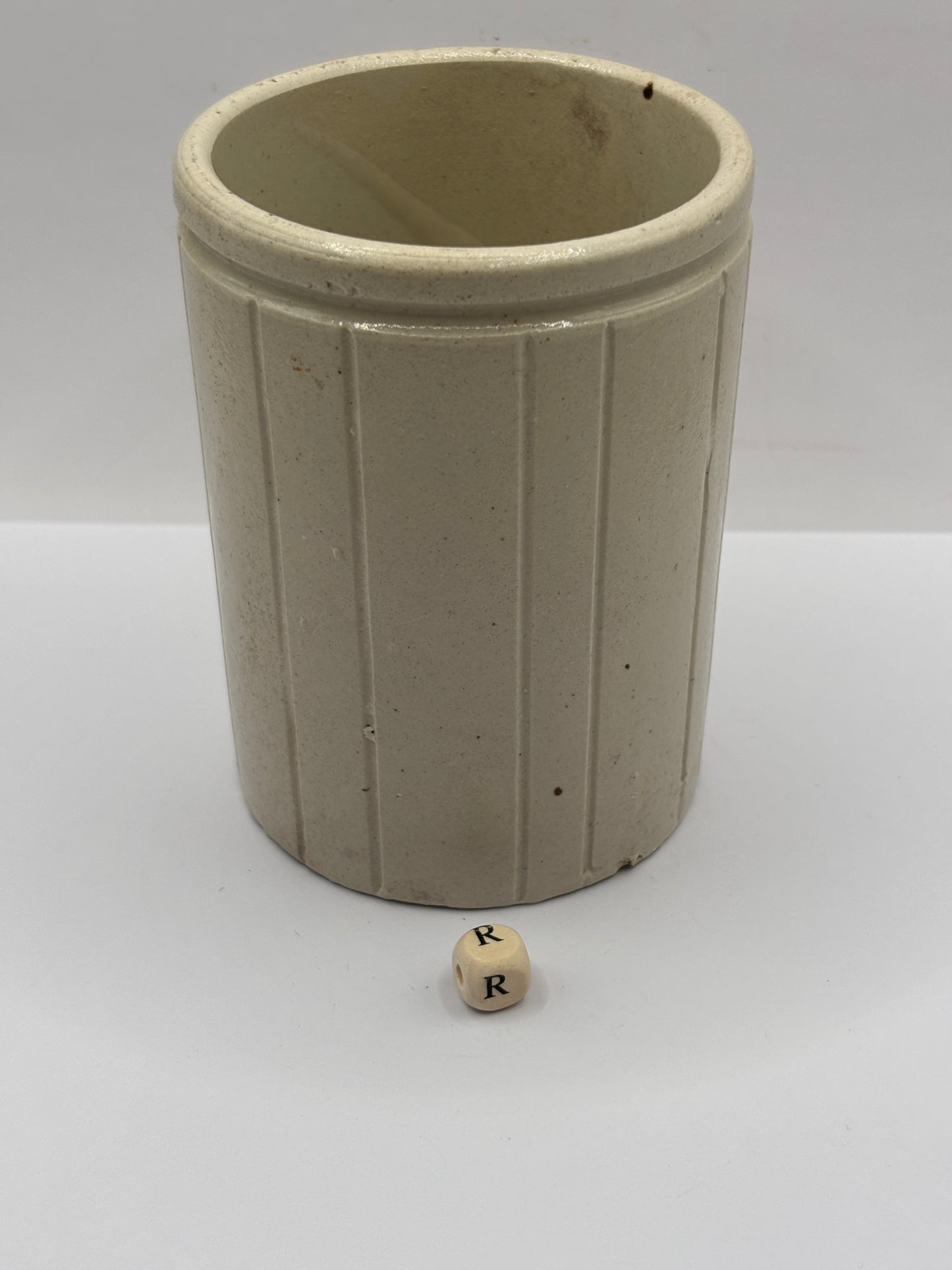 Old 1lb ribbed stoneware jam pot (R) Hartleys