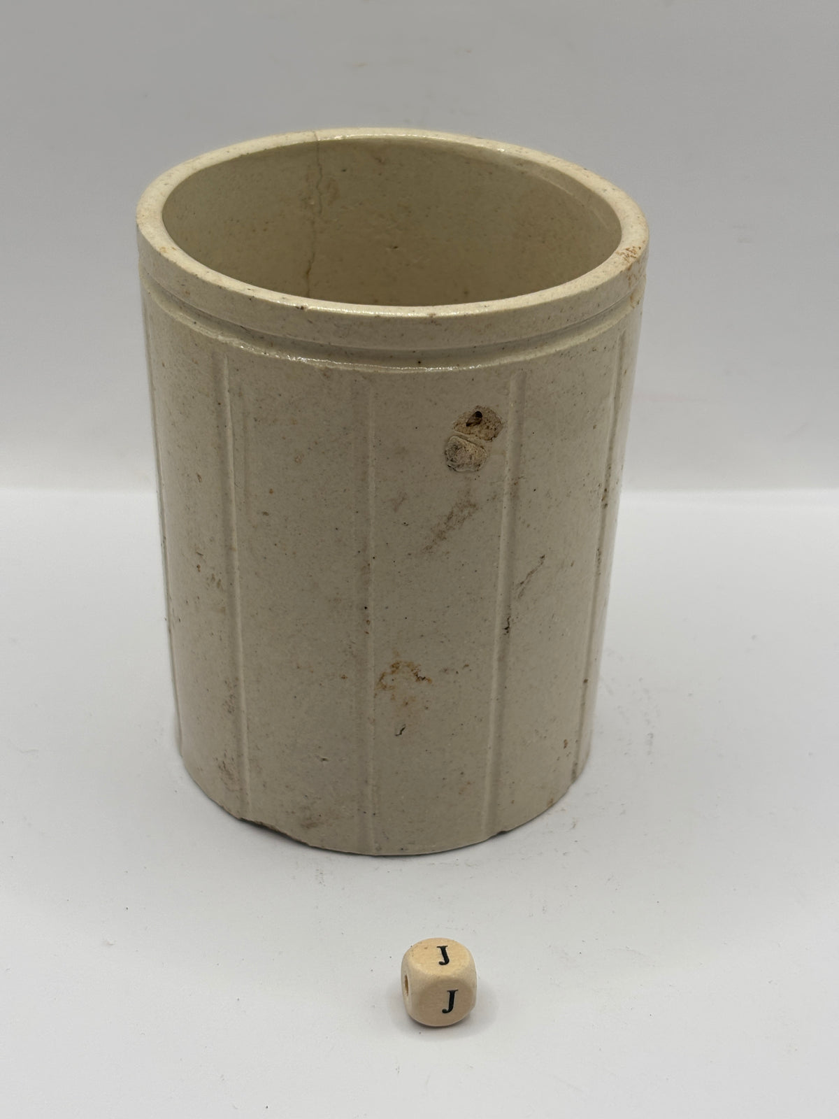 Old 1lb ribbed stoneware jam pot (J)