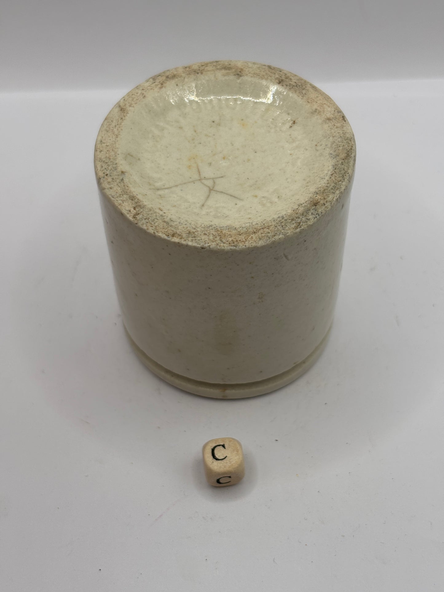 Old chunky stoneware pot (c)