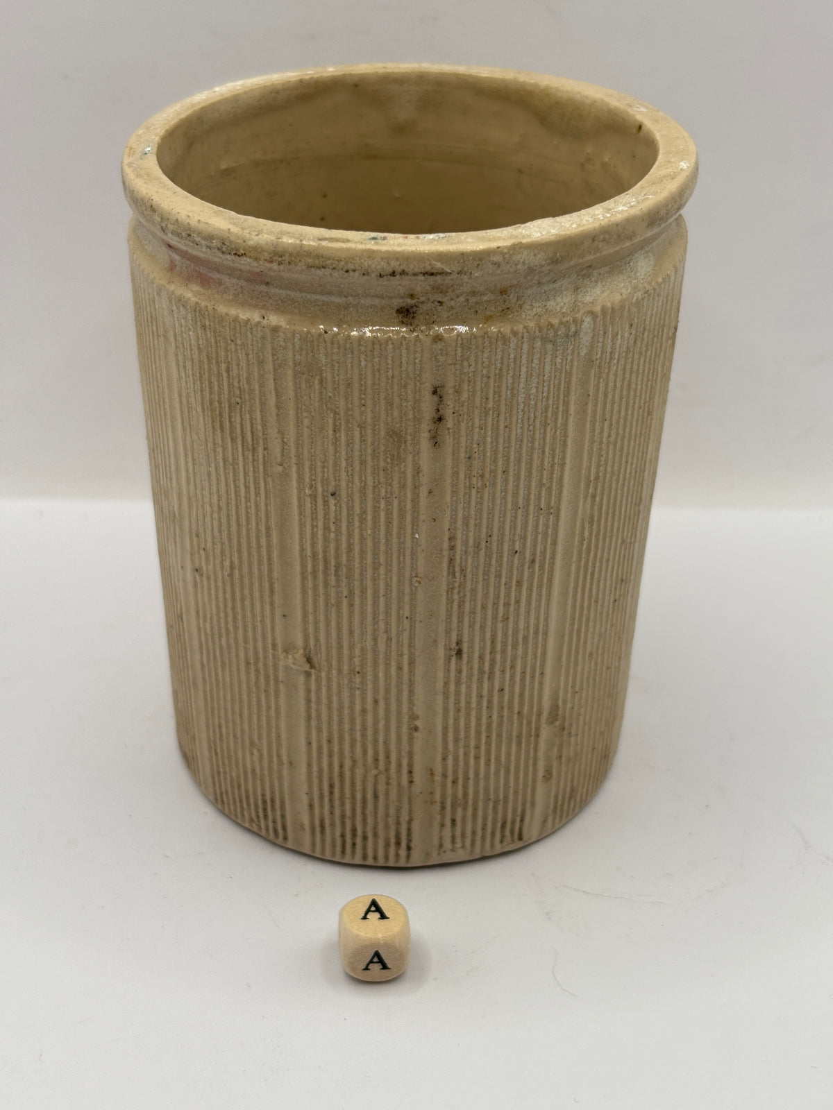 Old 1lb ribbed stoneware jam pot with added label (a)
