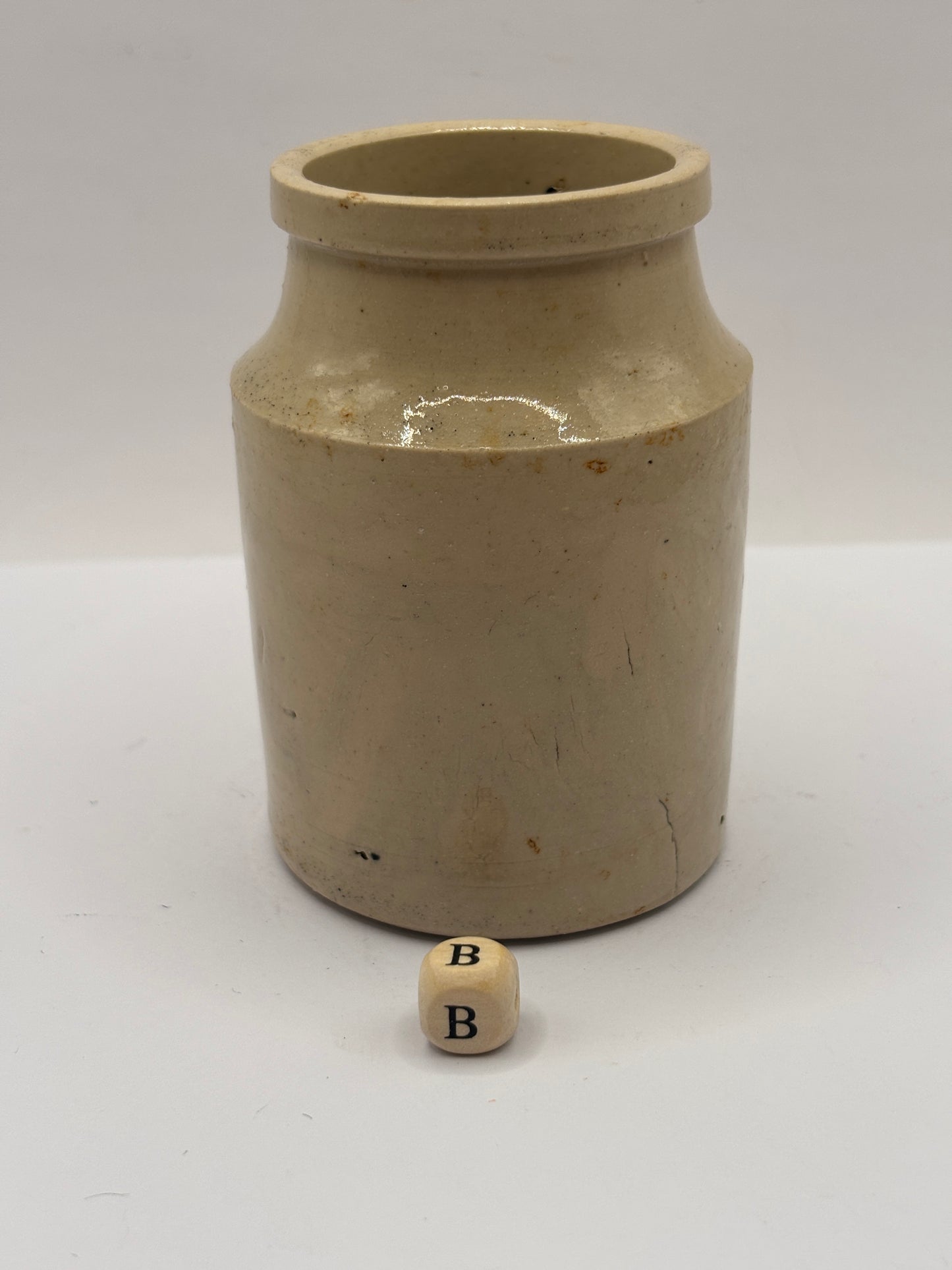 Old white stoneware jar, mustard pot. (B)