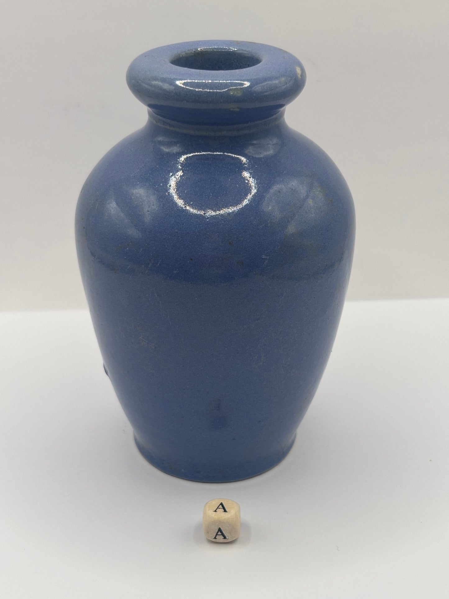 Old blue stoneware jar, Ronuk (a)