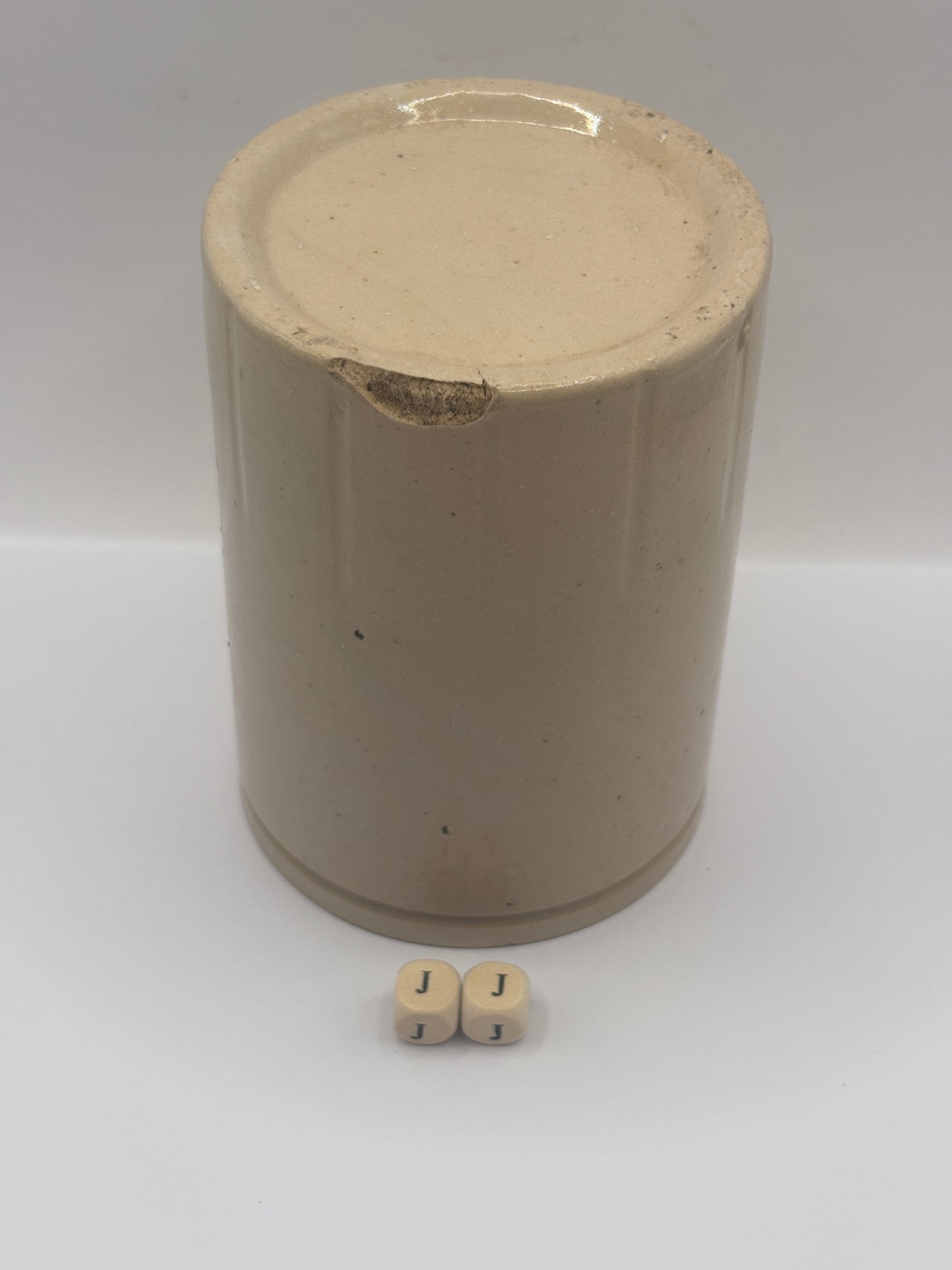Old 1lb half ribbed stoneware jam pot (JJ)