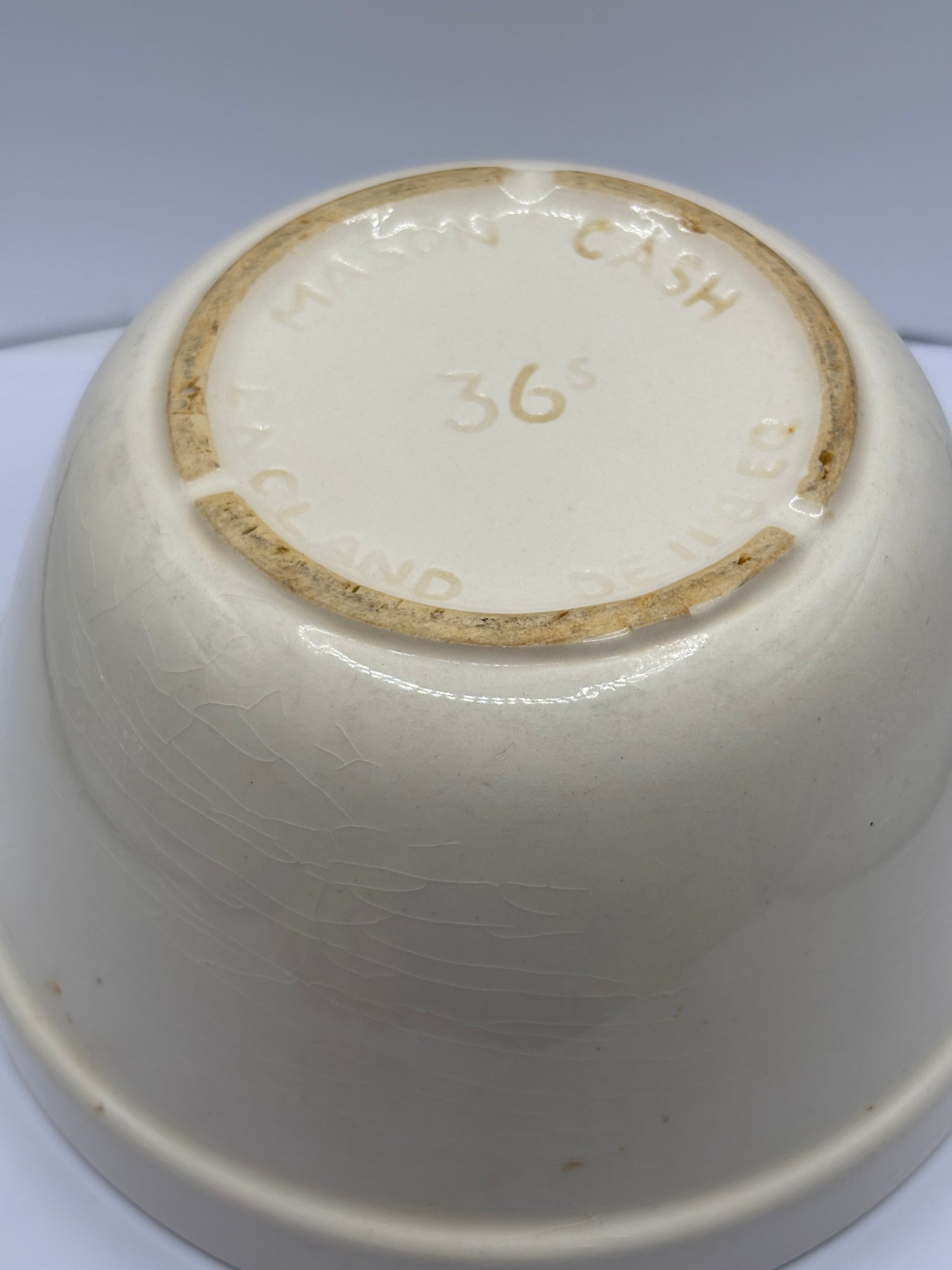 Vintage pudding bowl (v)