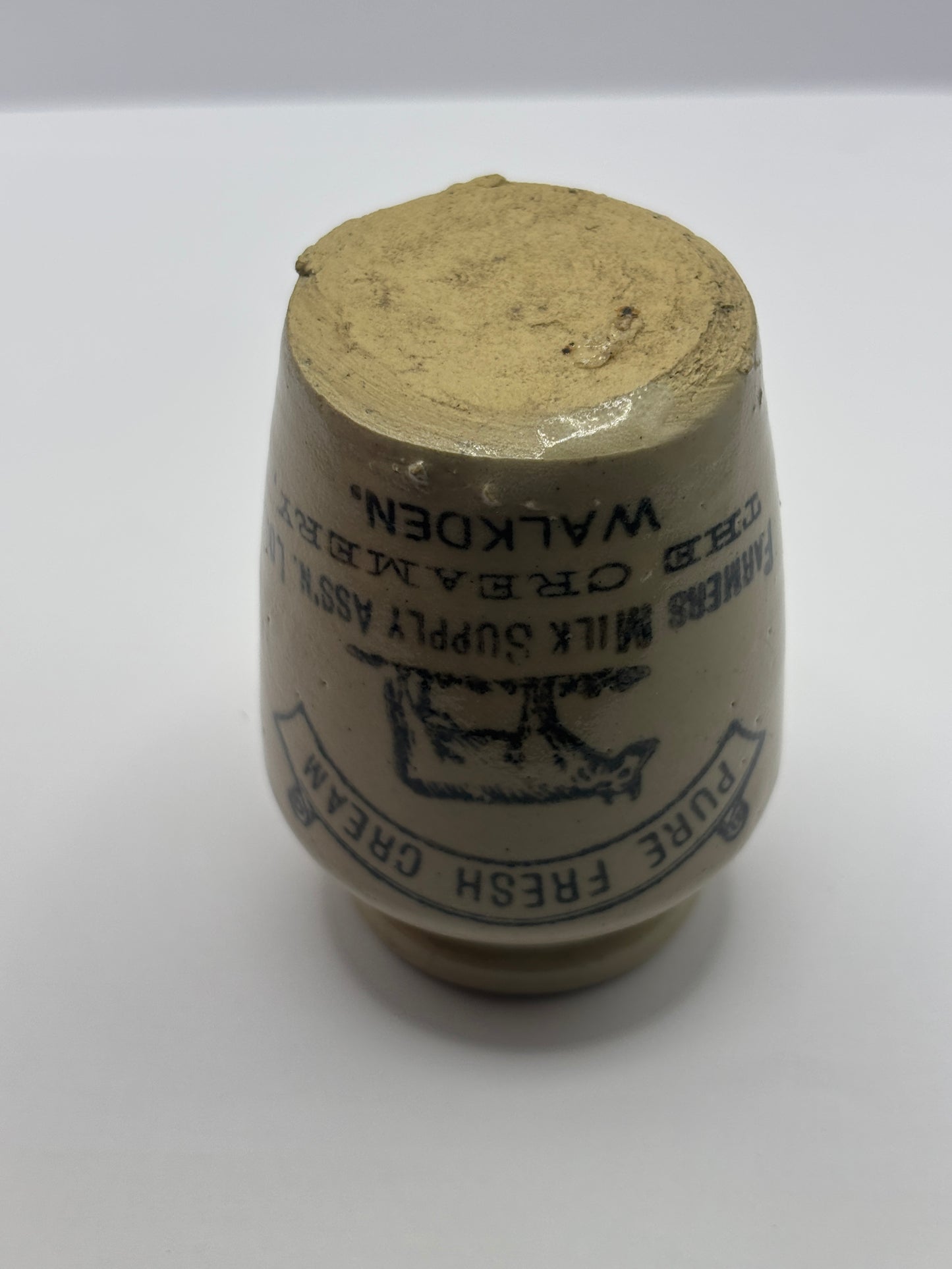 Old Walkden advertising cream pot, Farmers milk supply ass’n
