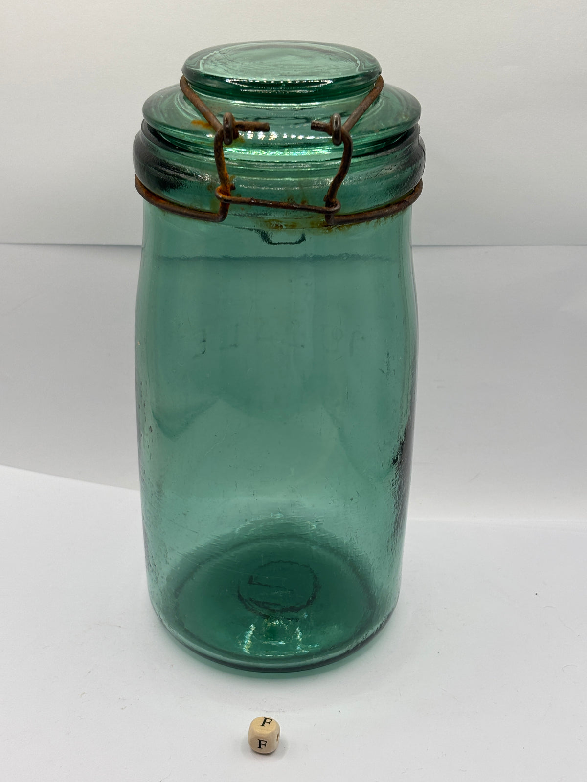 Old French green glass canning jar, L’ideal (f)