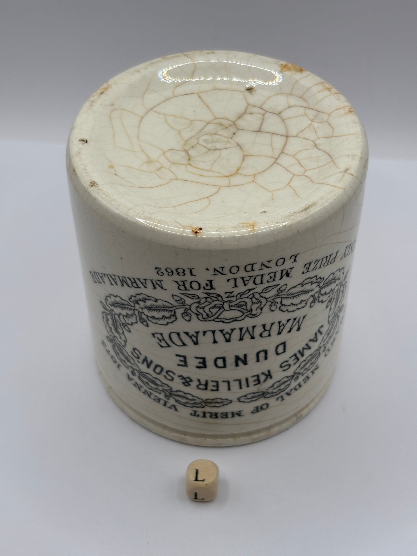 Old 1lb James Keiller Dundee marmalade jar. Chipped (L)