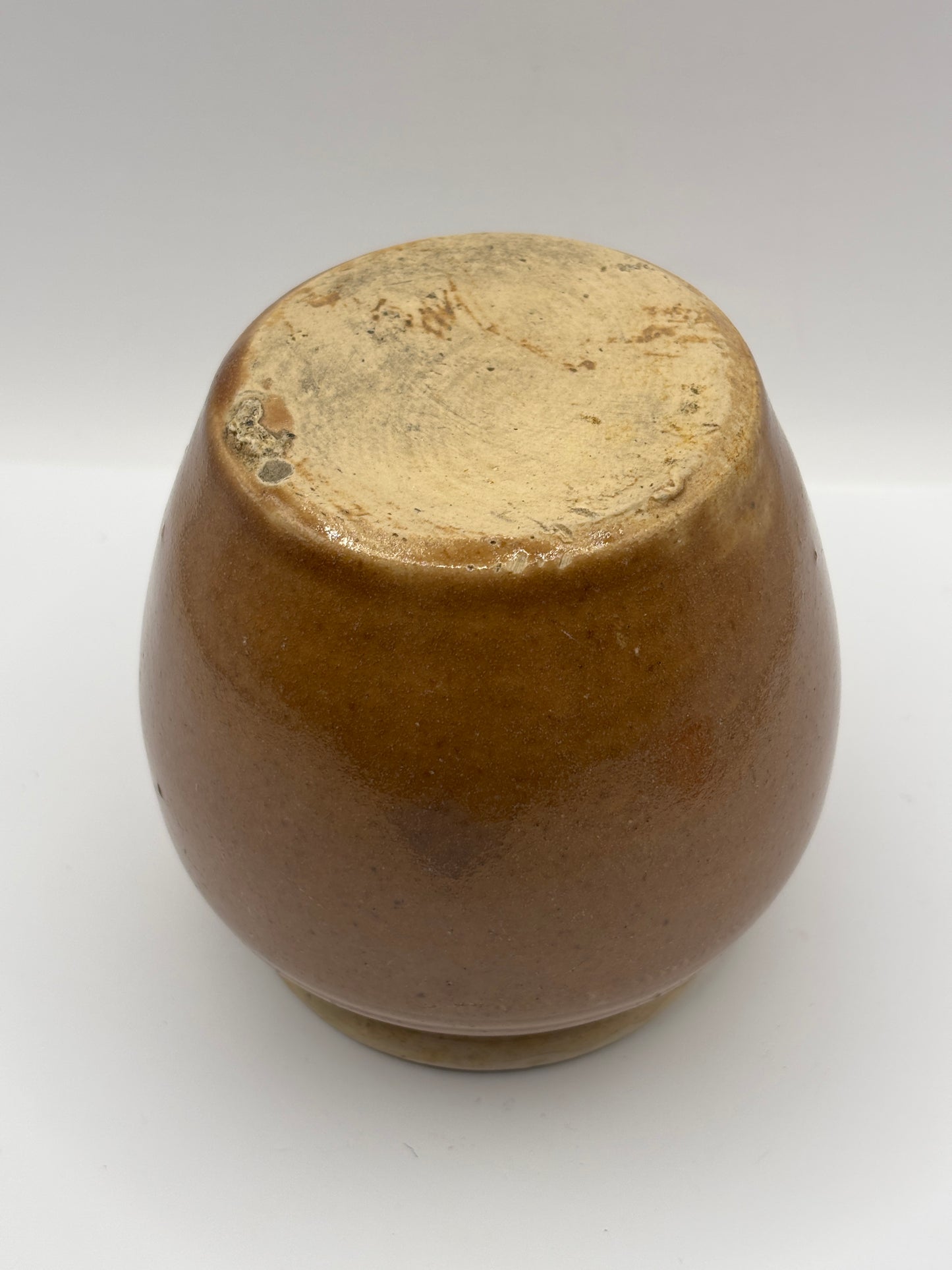 Old large stoneware honey pot 10cms