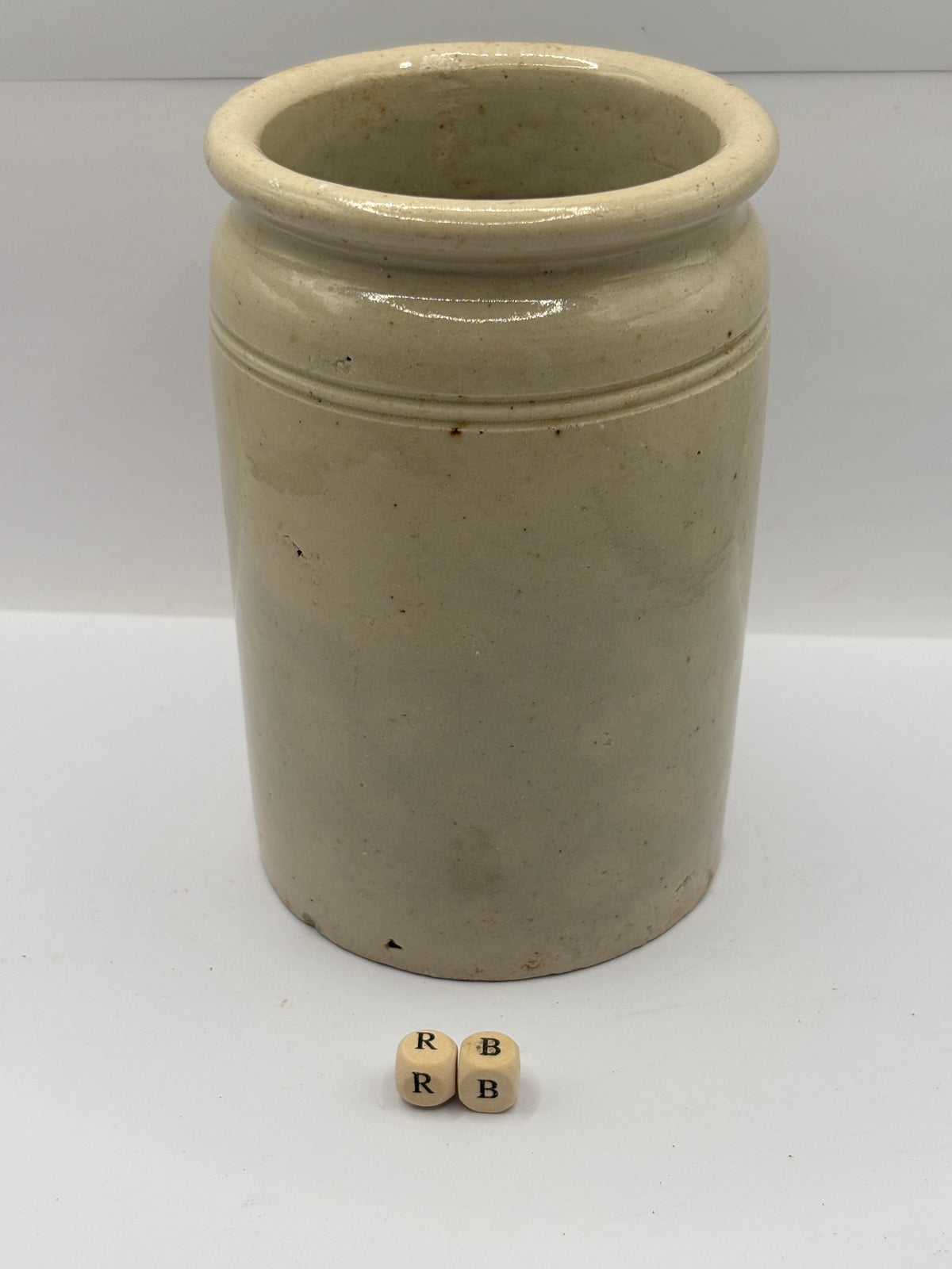 Old 2lb rolled top stoneware jam pot (RB)
