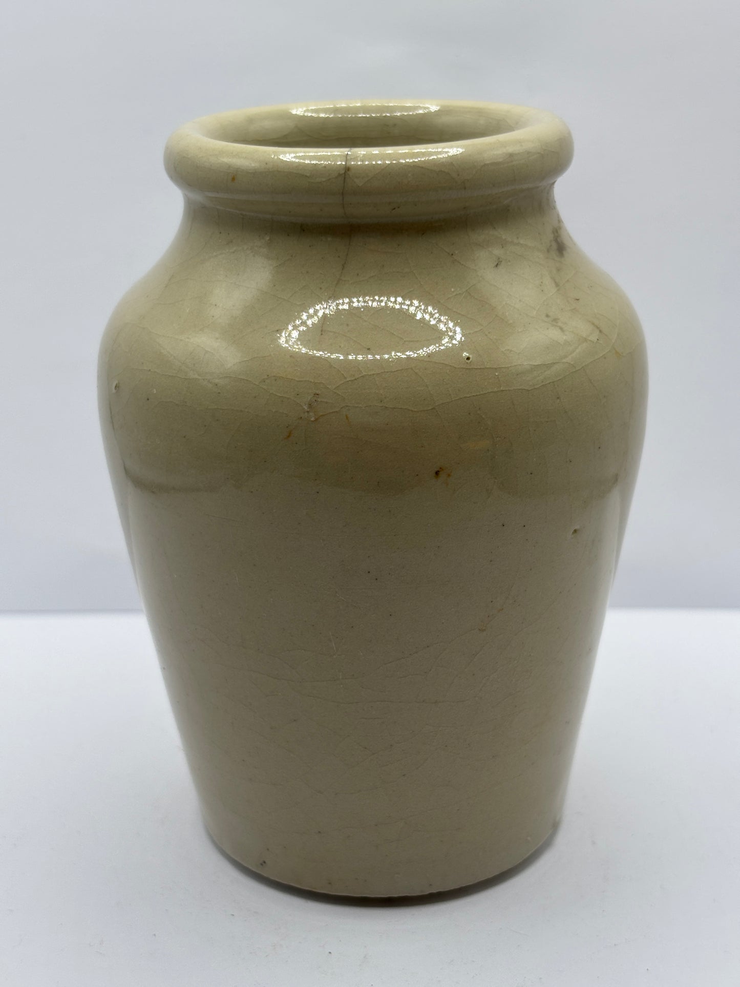 Old stoneware pot 11cms