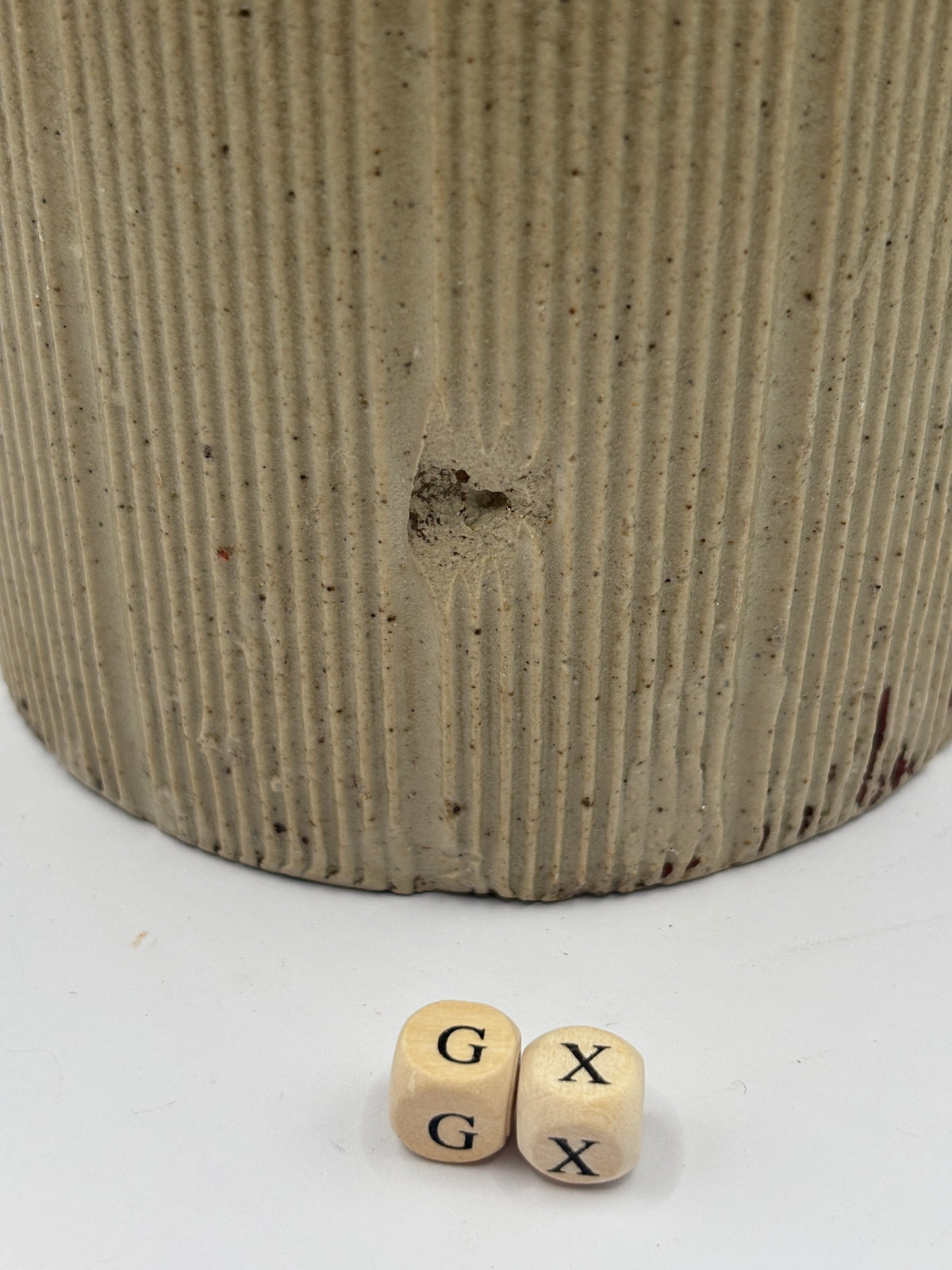 Old large 3lb ribbed stoneware jam pot (GX)