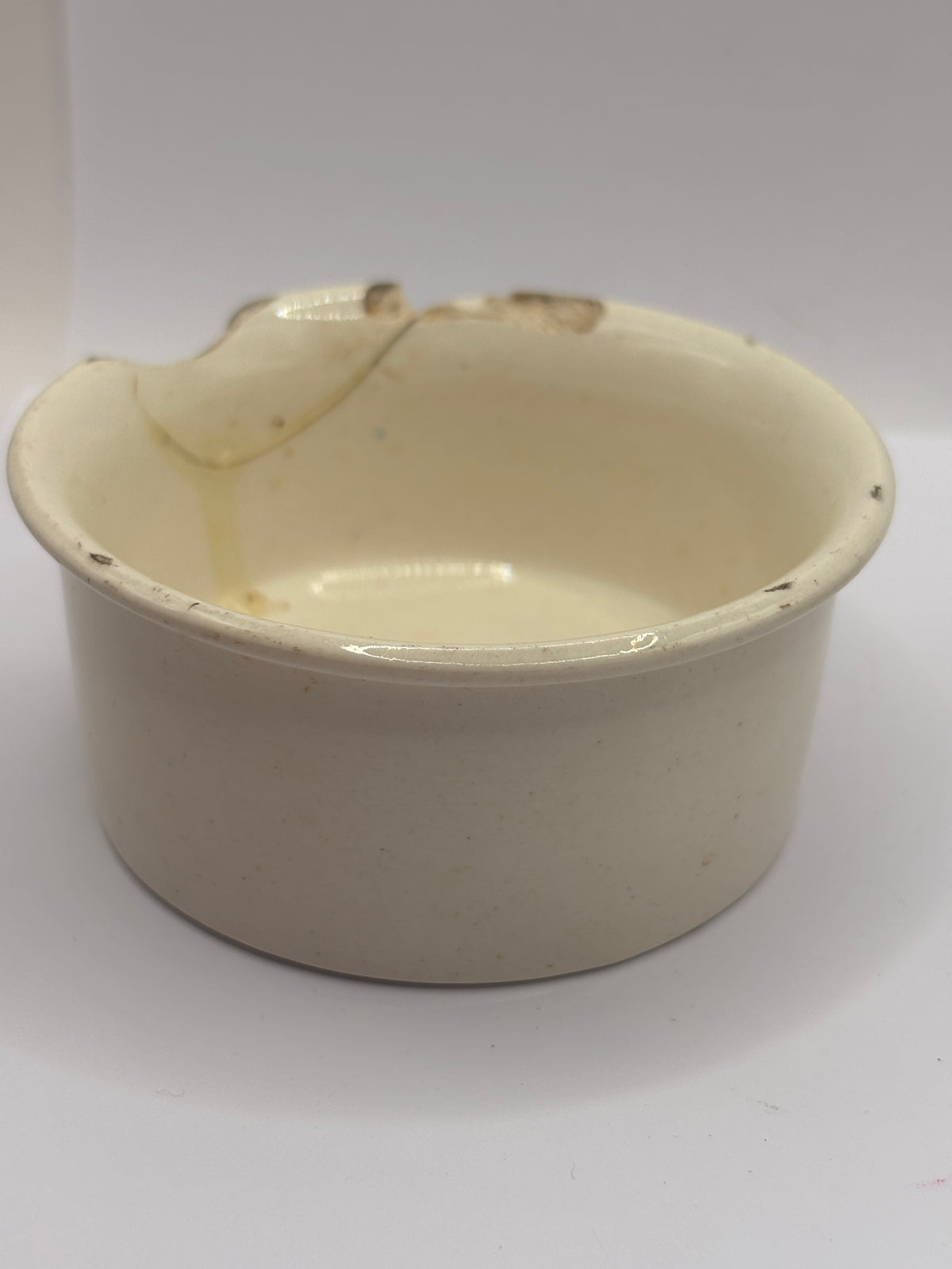 Old advertising meat paste pot, Plumtree home potted meats. Damaged
