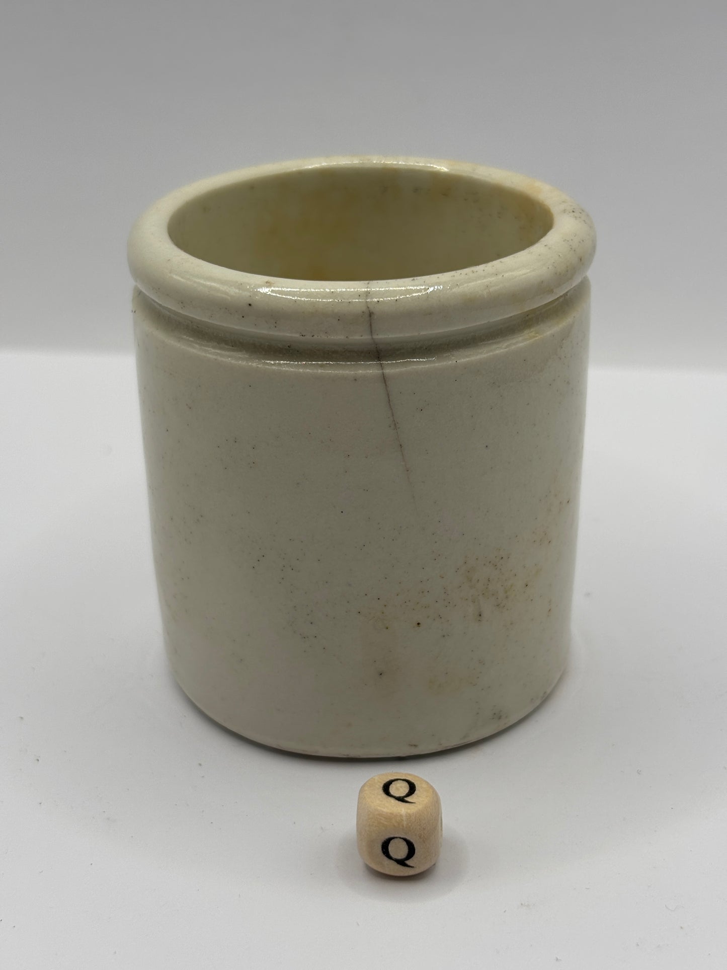 Old chunky stoneware pot (Q)