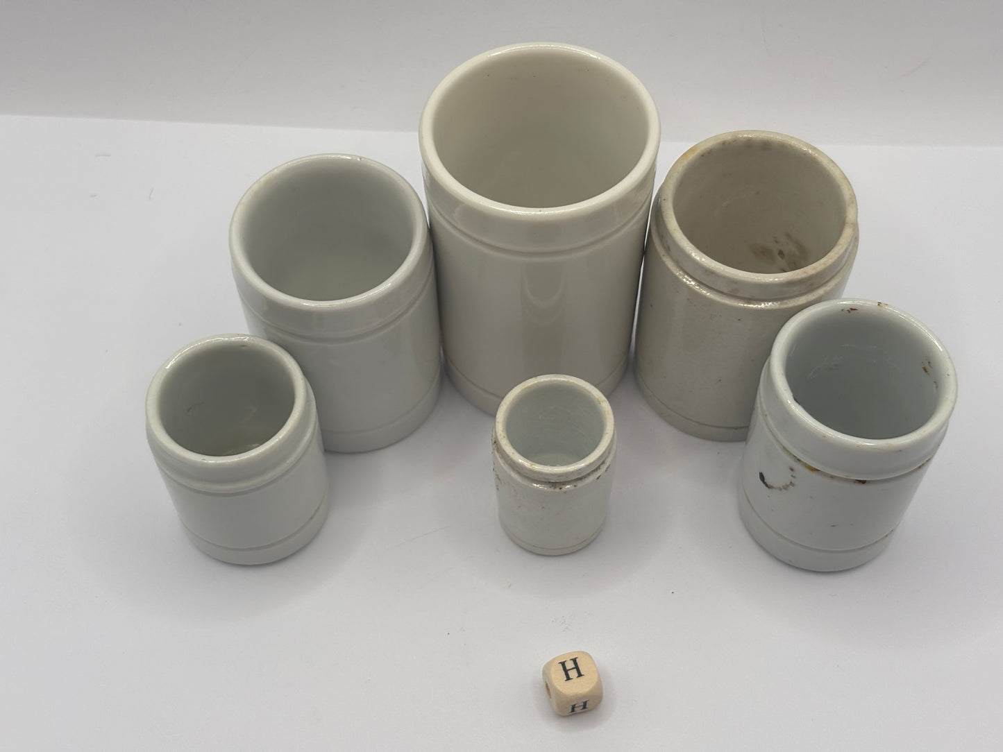6 old stoneware jars & pots (H)