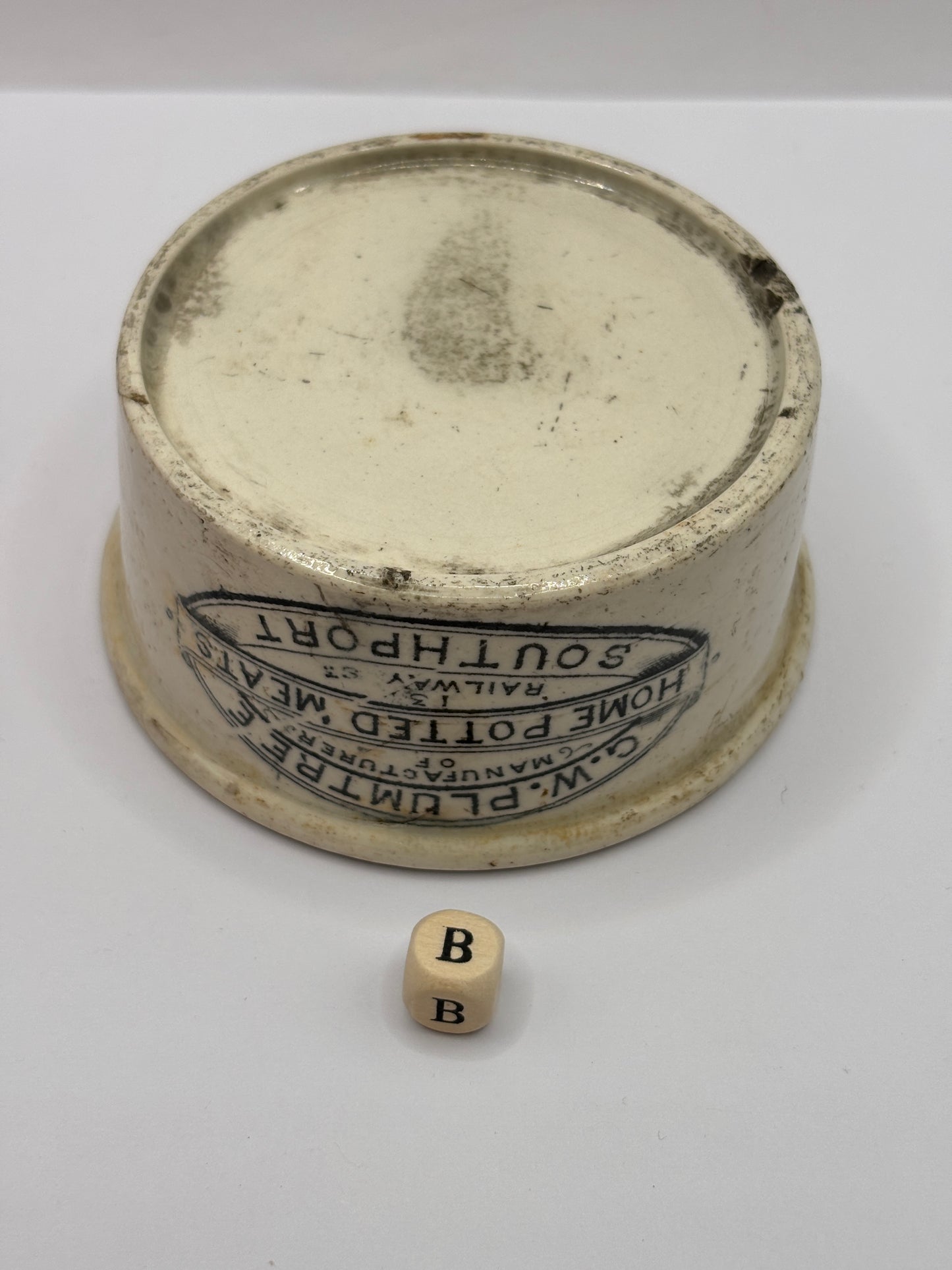 Old Plumtree advertising meat paste pot (B)