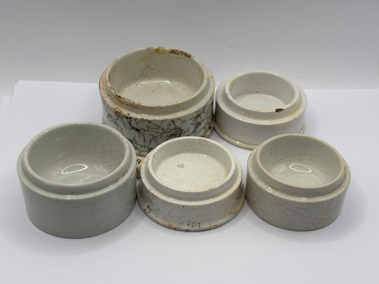 5 pot lid bases/risers/stackers (B)