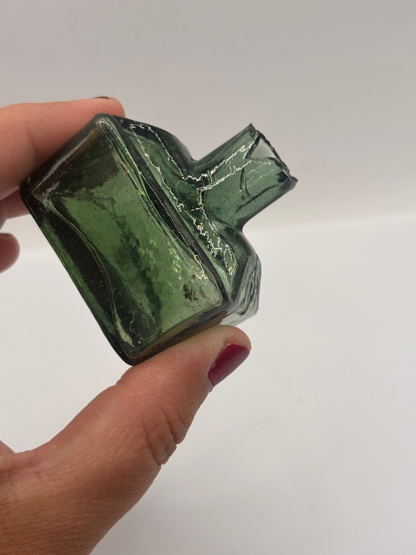 Old green glass boat ink, inkwell. Morrells (D) DAMAGED