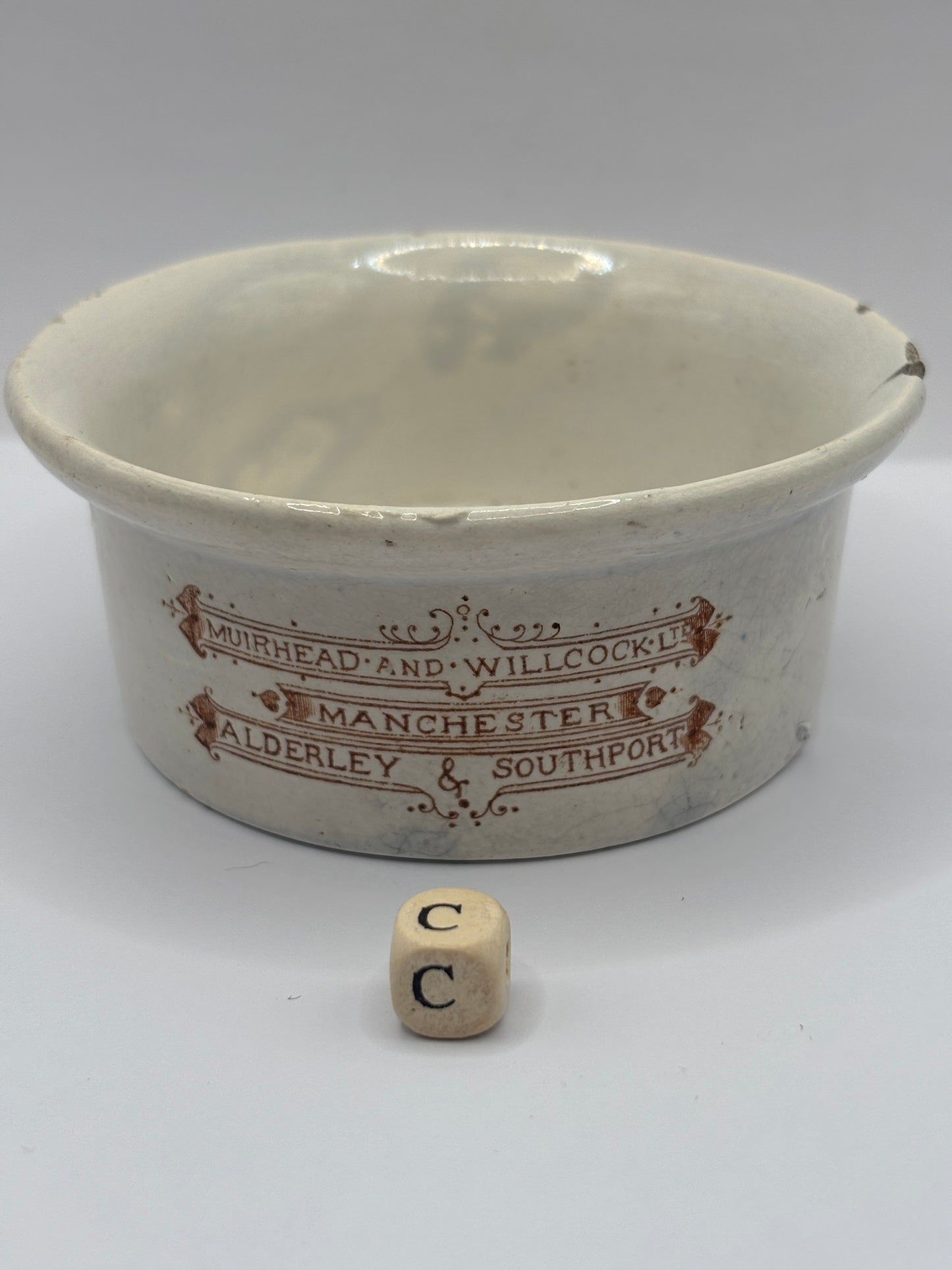 Old advertising meat paste pot, Murhead & willcock (c) damaged