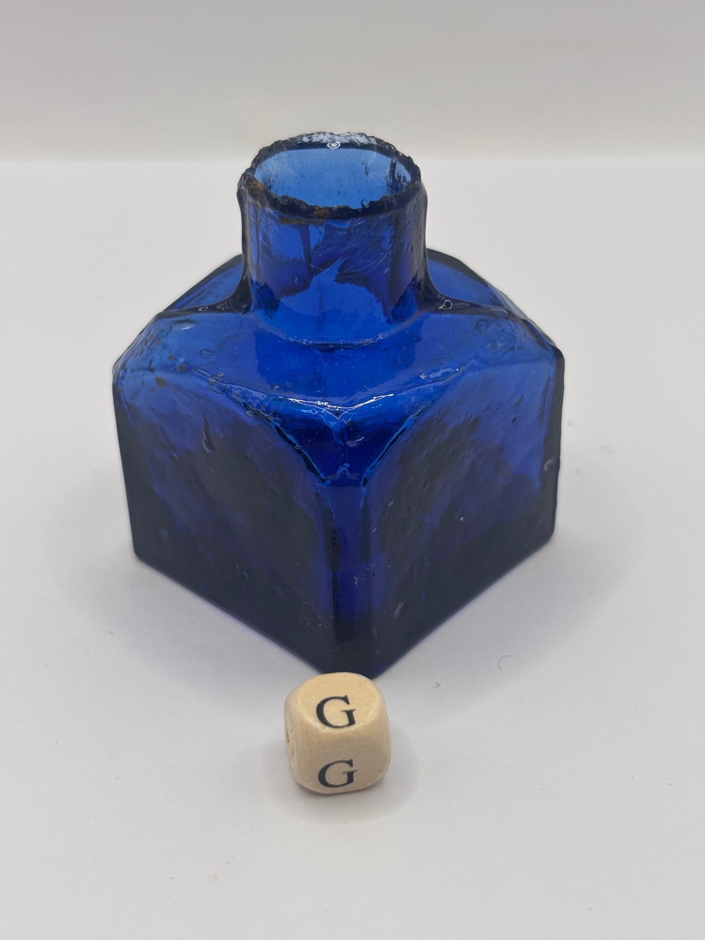 Old blue glass ink bottle, inkwell, penny ink (G)