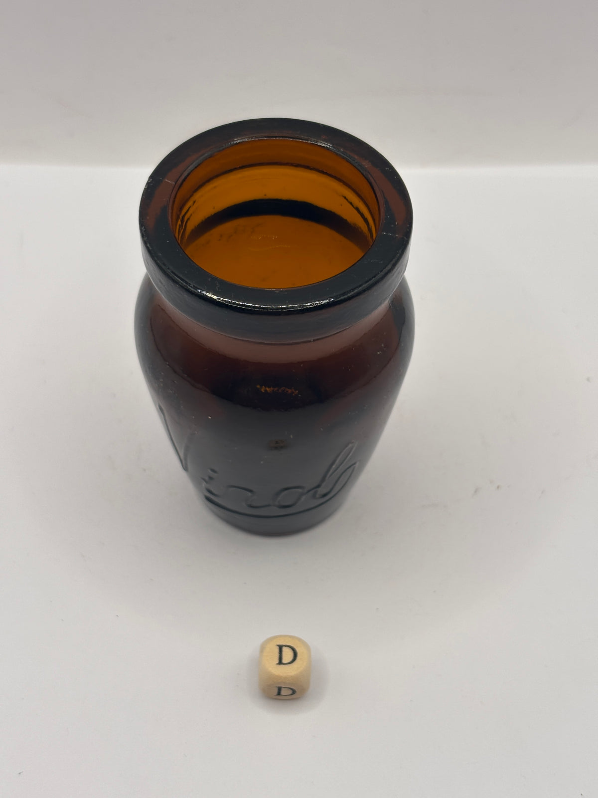 Old amber glass Virol jar (D) 8cms