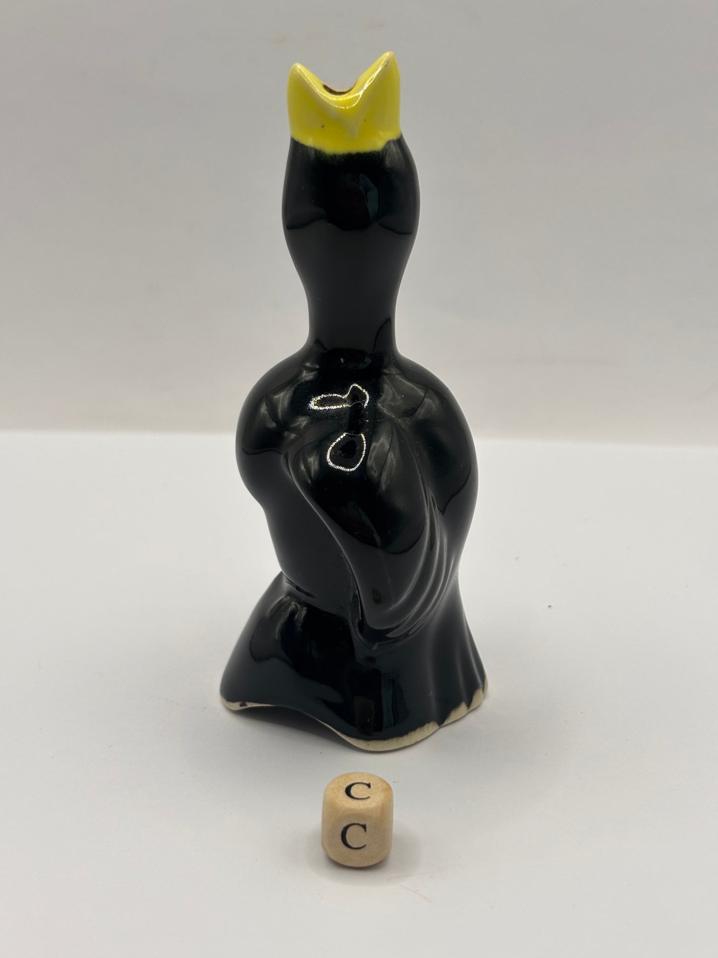 Old blackbird pie funnel (c)