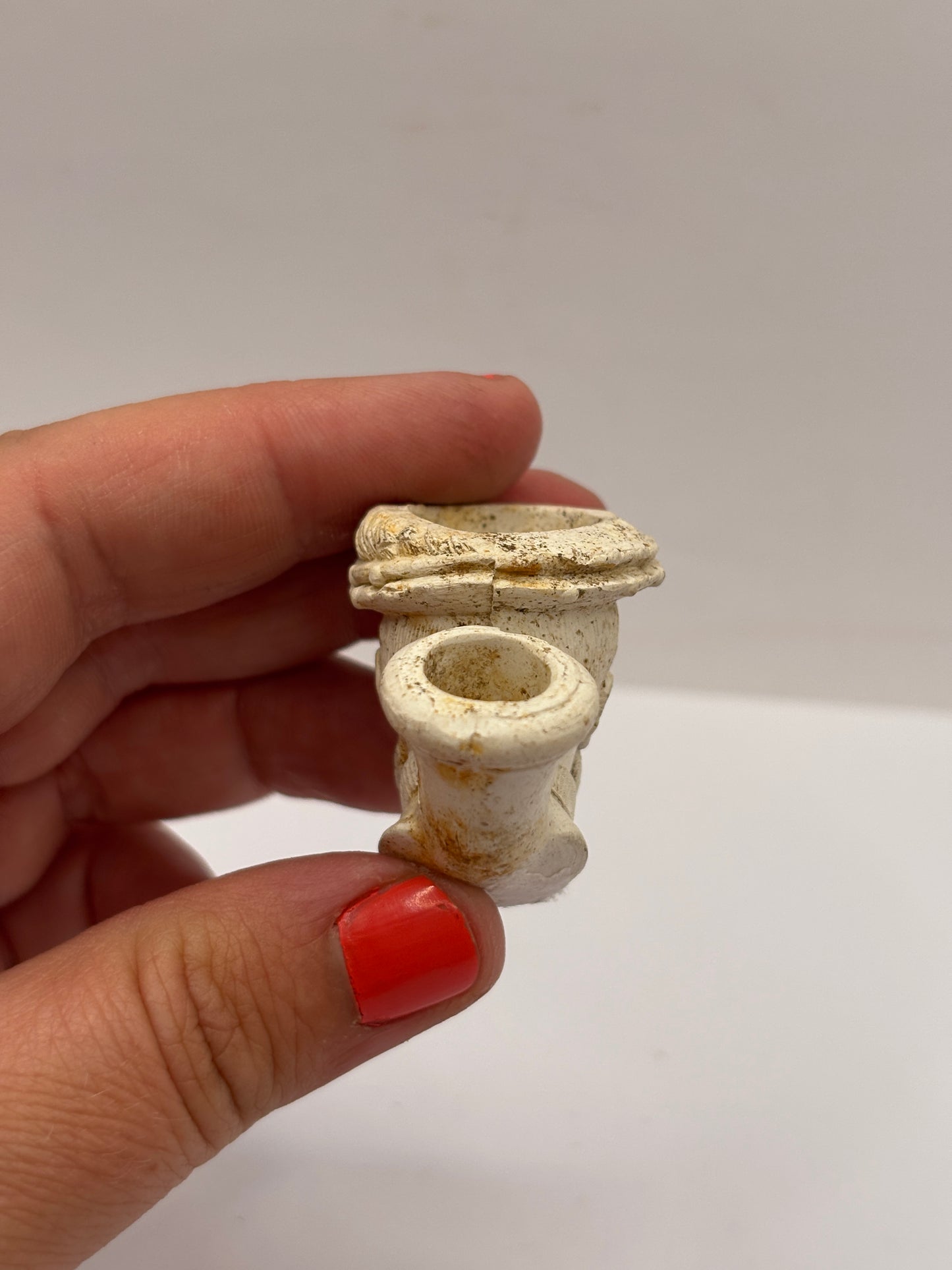 Old figural clay pipe head, pipe bowl