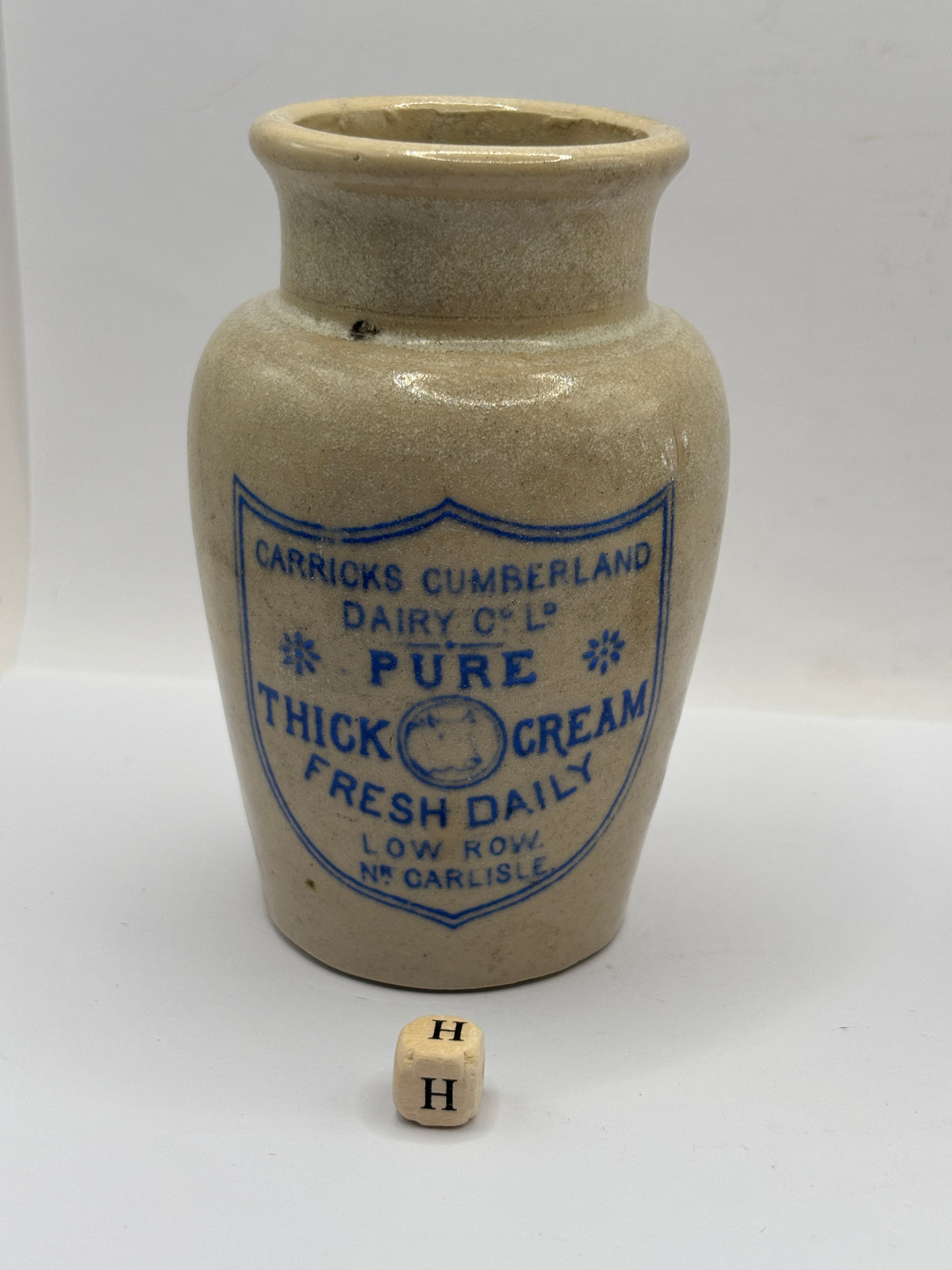 Old advertising cream pot, Carricks Cumberland dairy (H)