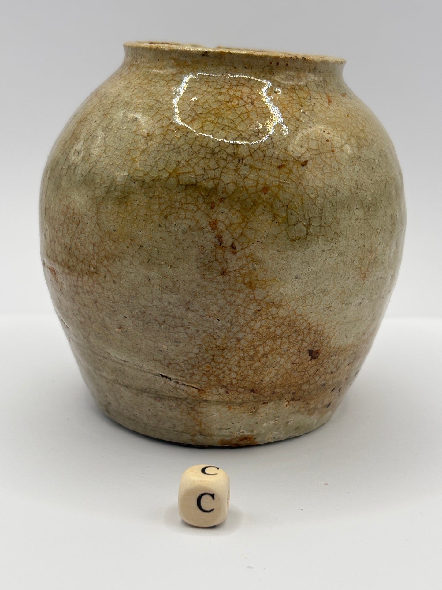 Old stoneware ginger jar (C)