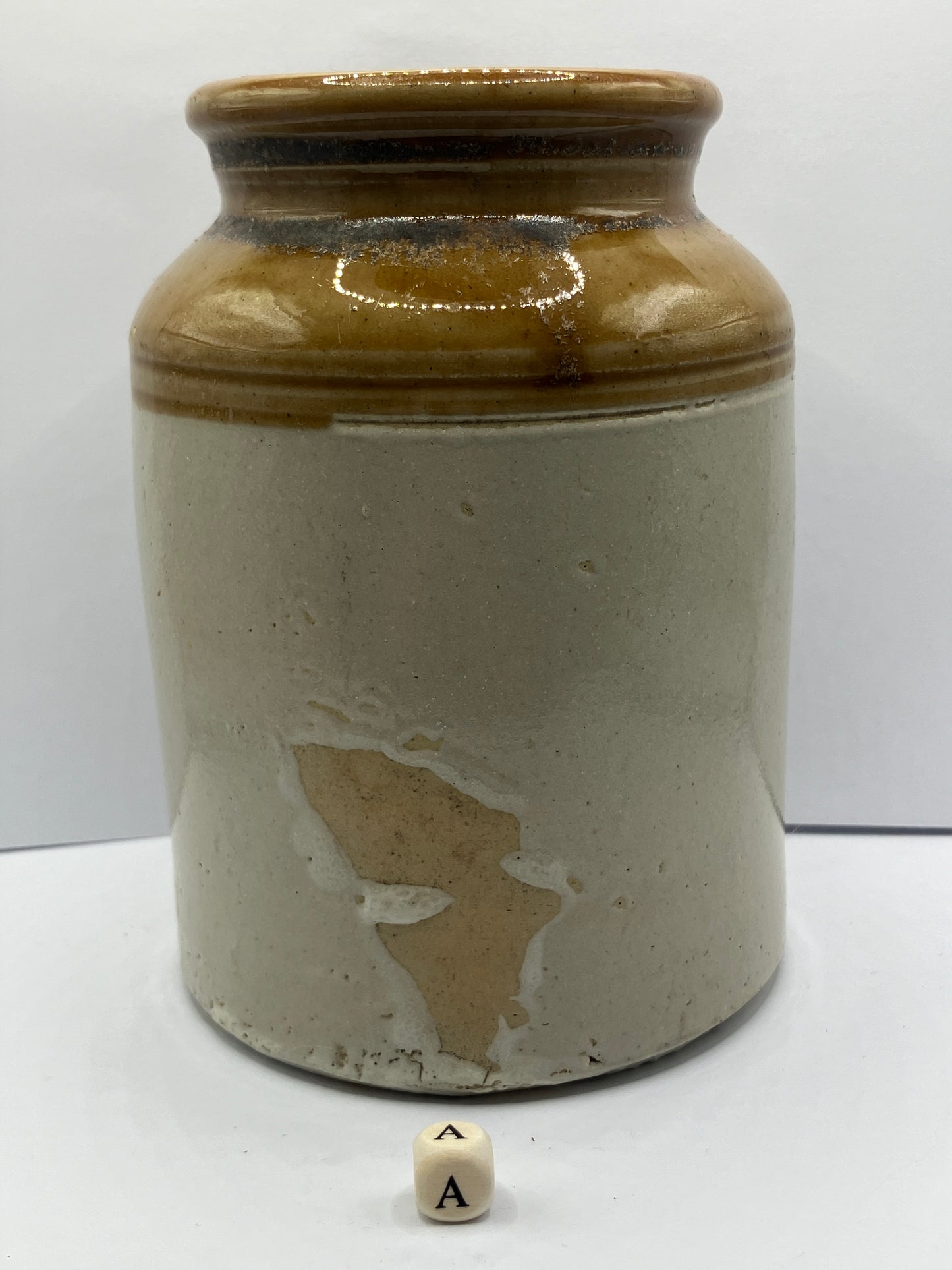 Stoneware storage jar, pantry crock (a)