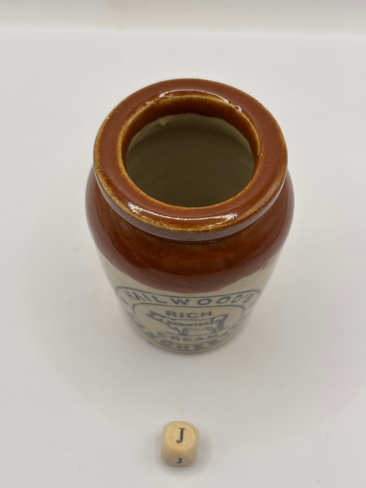 Old advertising cream pot, Hailwoods rich cream (J)